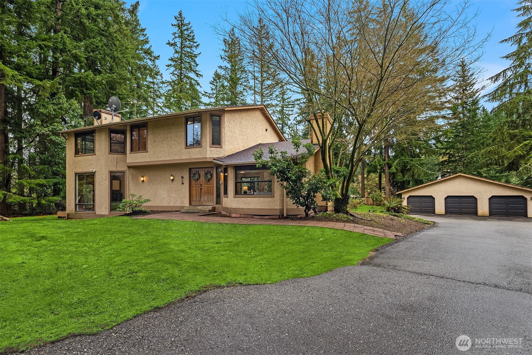22223 Ne 82nd Place Property Photo 3