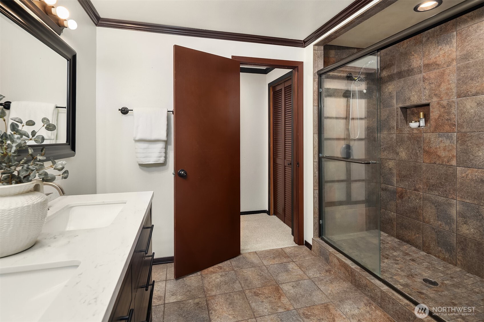 22223 Ne 82nd Place Property Photo 18