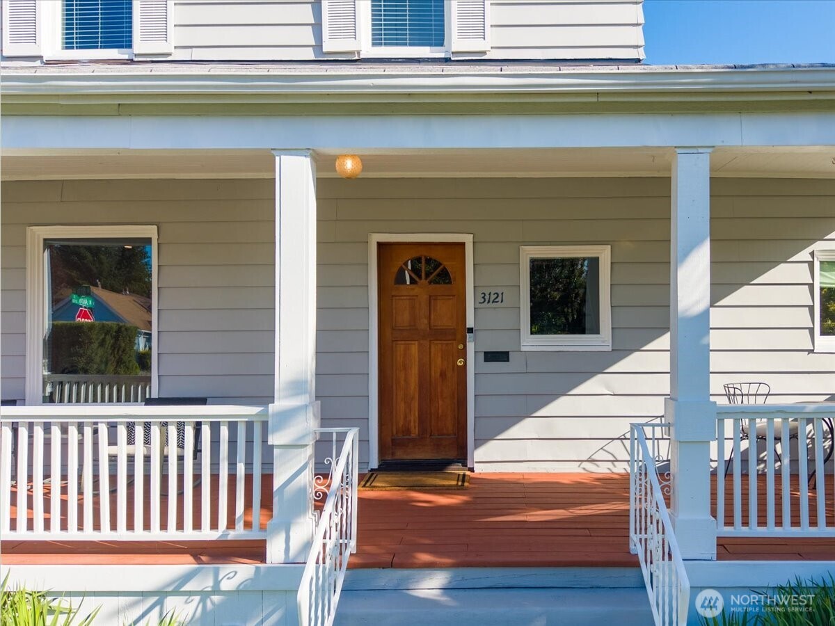 3121 N 8th Street Property Photo 4