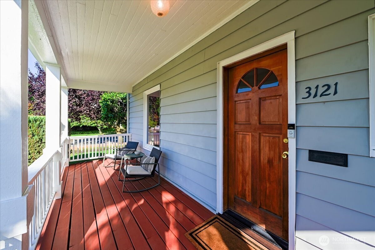 3121 N 8th Street Property Photo 5