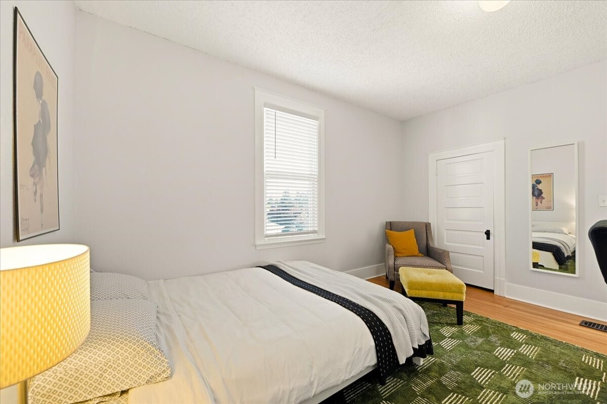 3121 N 8th Street Property Photo 29