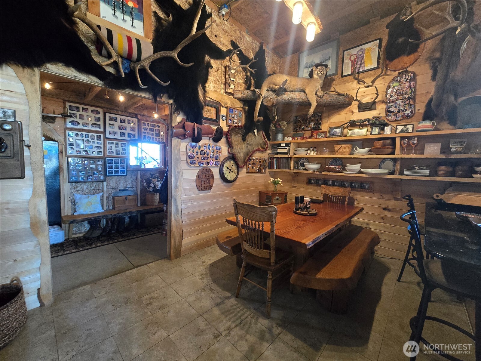 4297 Bissell Road Property Photo 10
