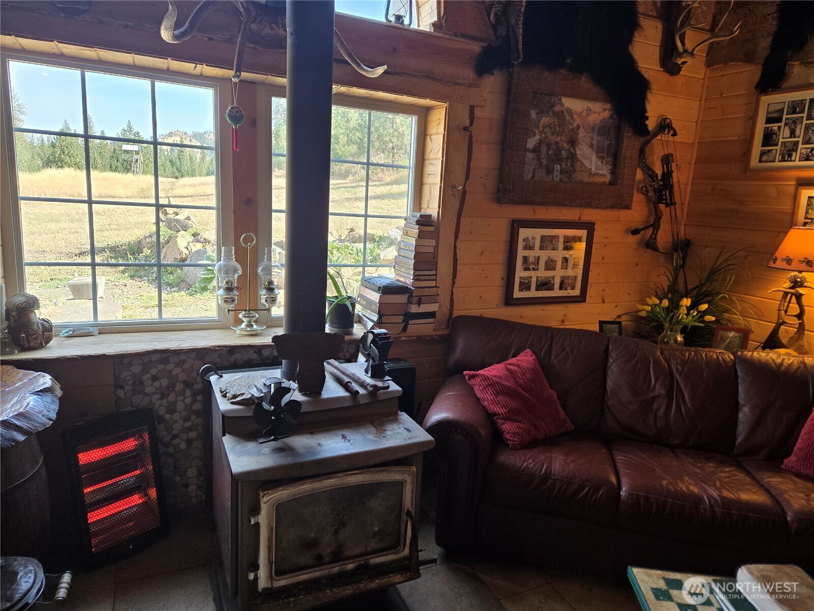 4297 Bissell Road Property Photo 15