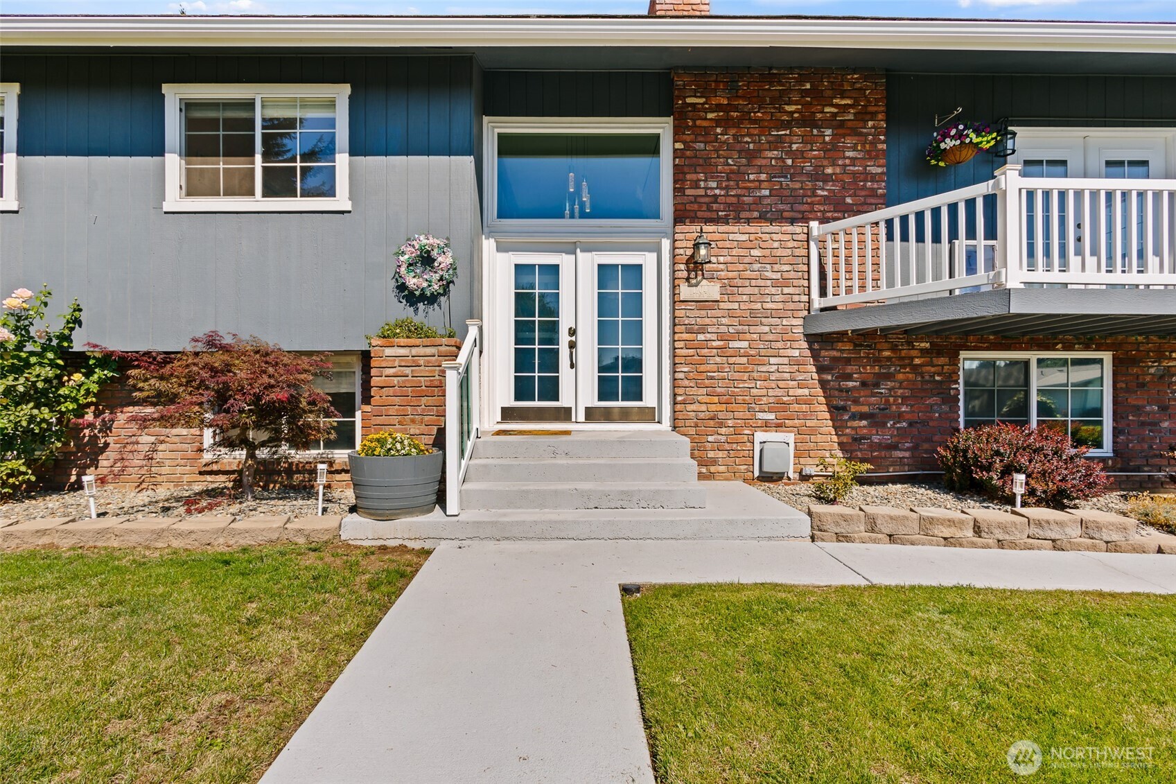 1204 N Vista Road Property Photo 3