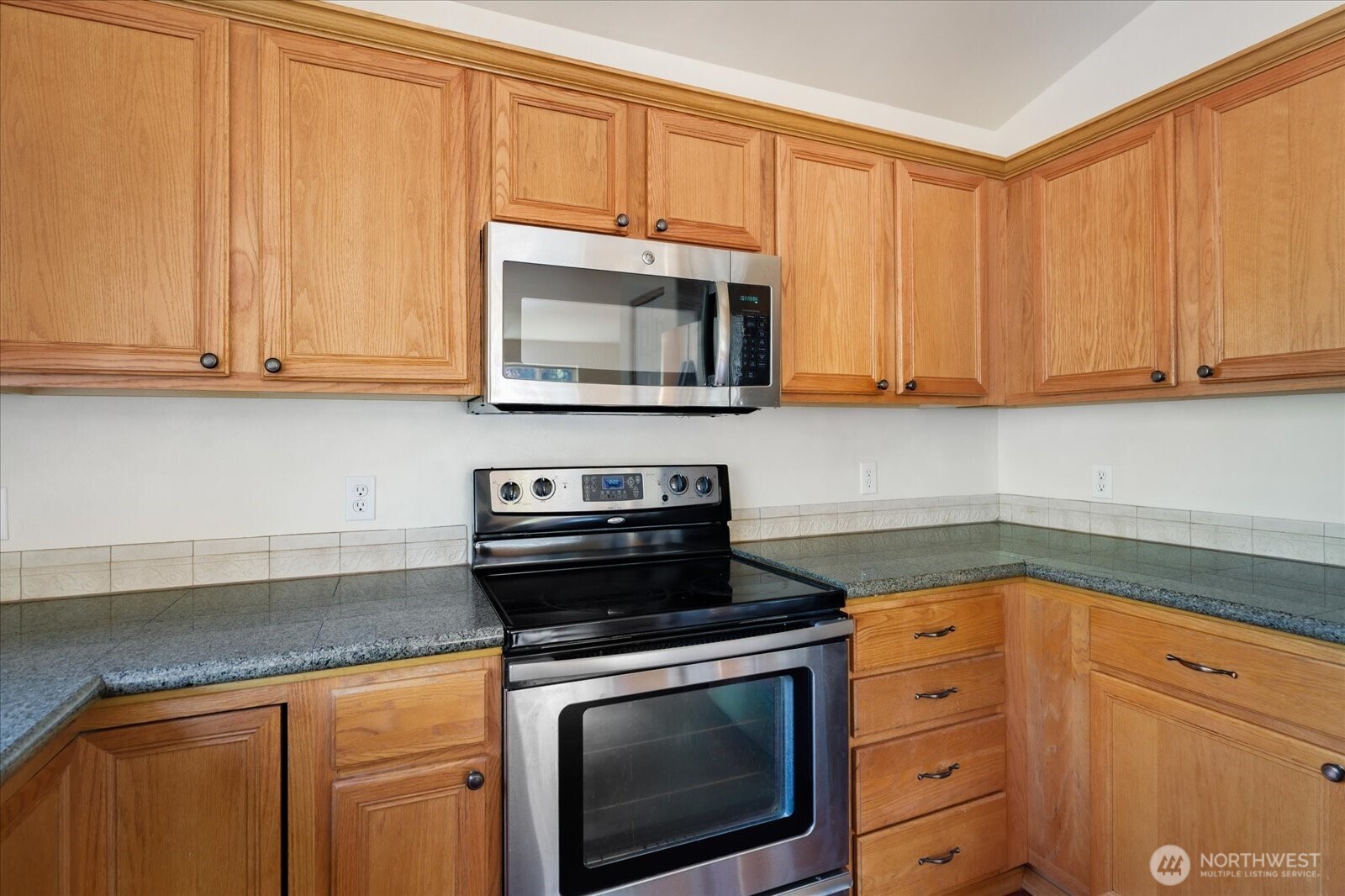 4903 Reindeer Road Property Photo 10