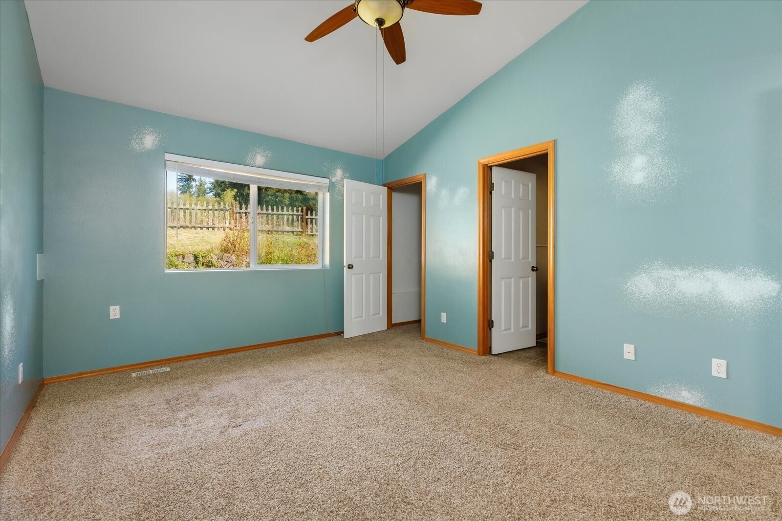 4903 Reindeer Road Property Photo 15