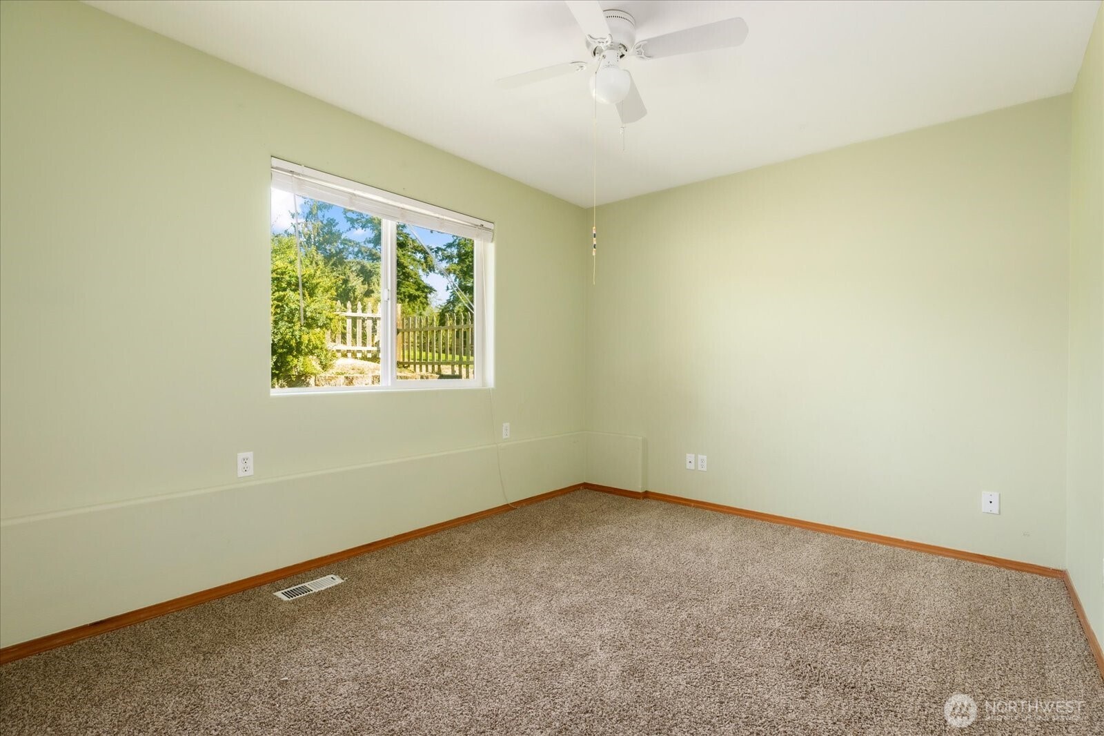 4903 Reindeer Road Property Photo 18