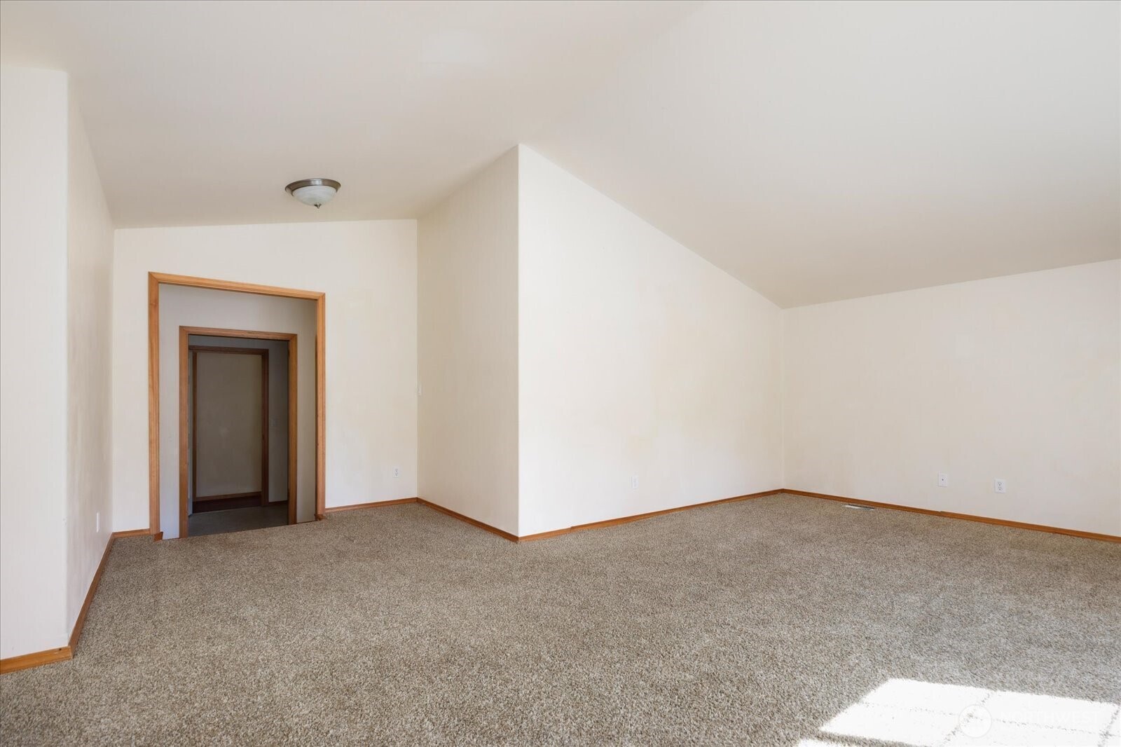 4903 Reindeer Road Property Photo 25