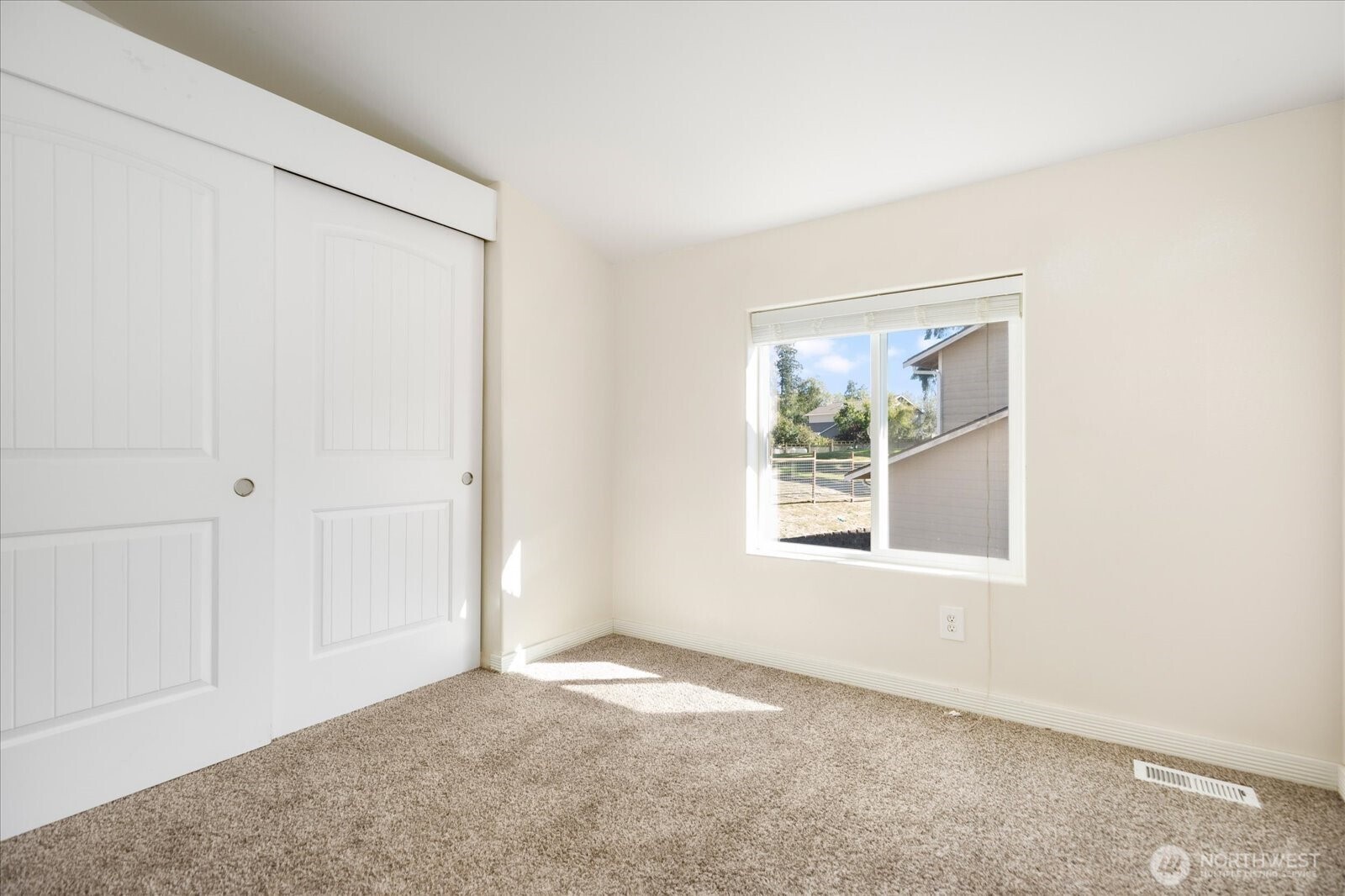 4903 Reindeer Road Property Photo 26