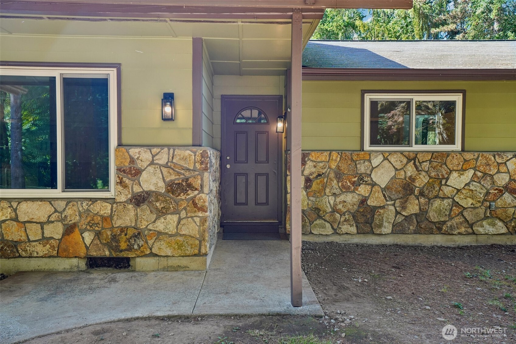 12618 Ne Potter Road Property Photo 3