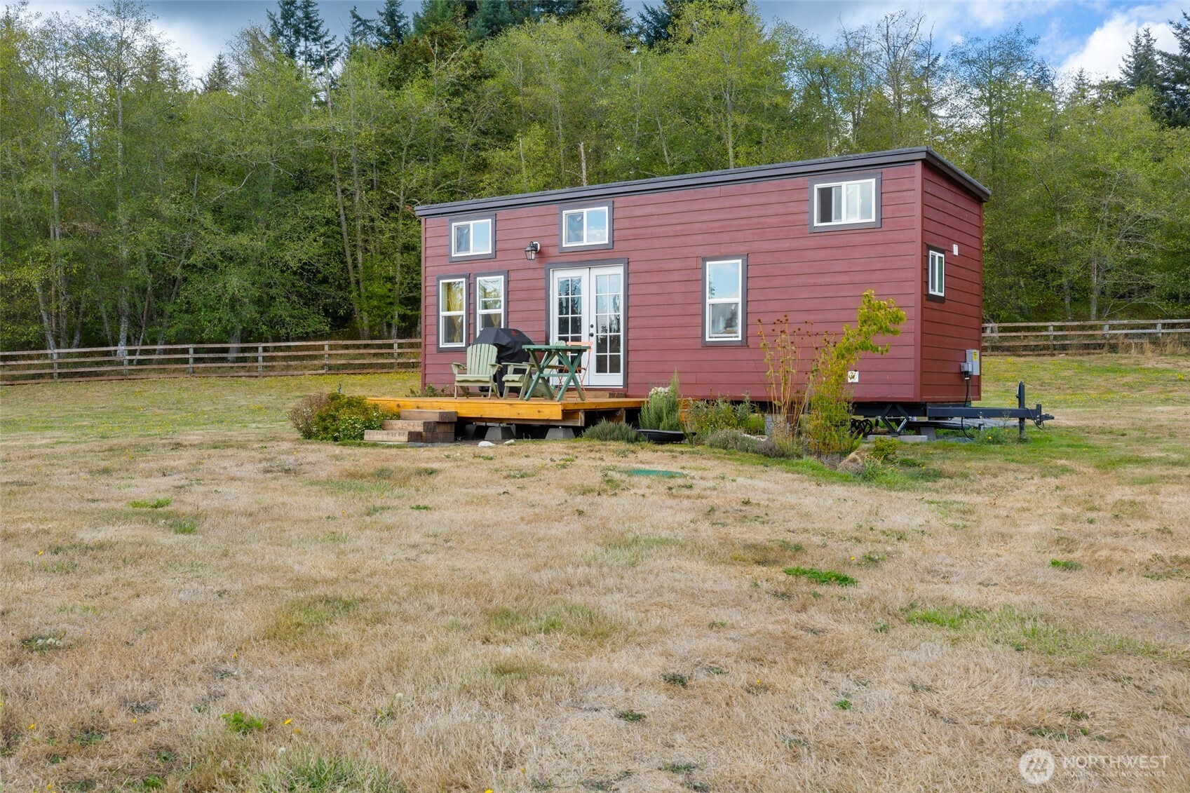 5196 Foxglove Lane Property Photo 15