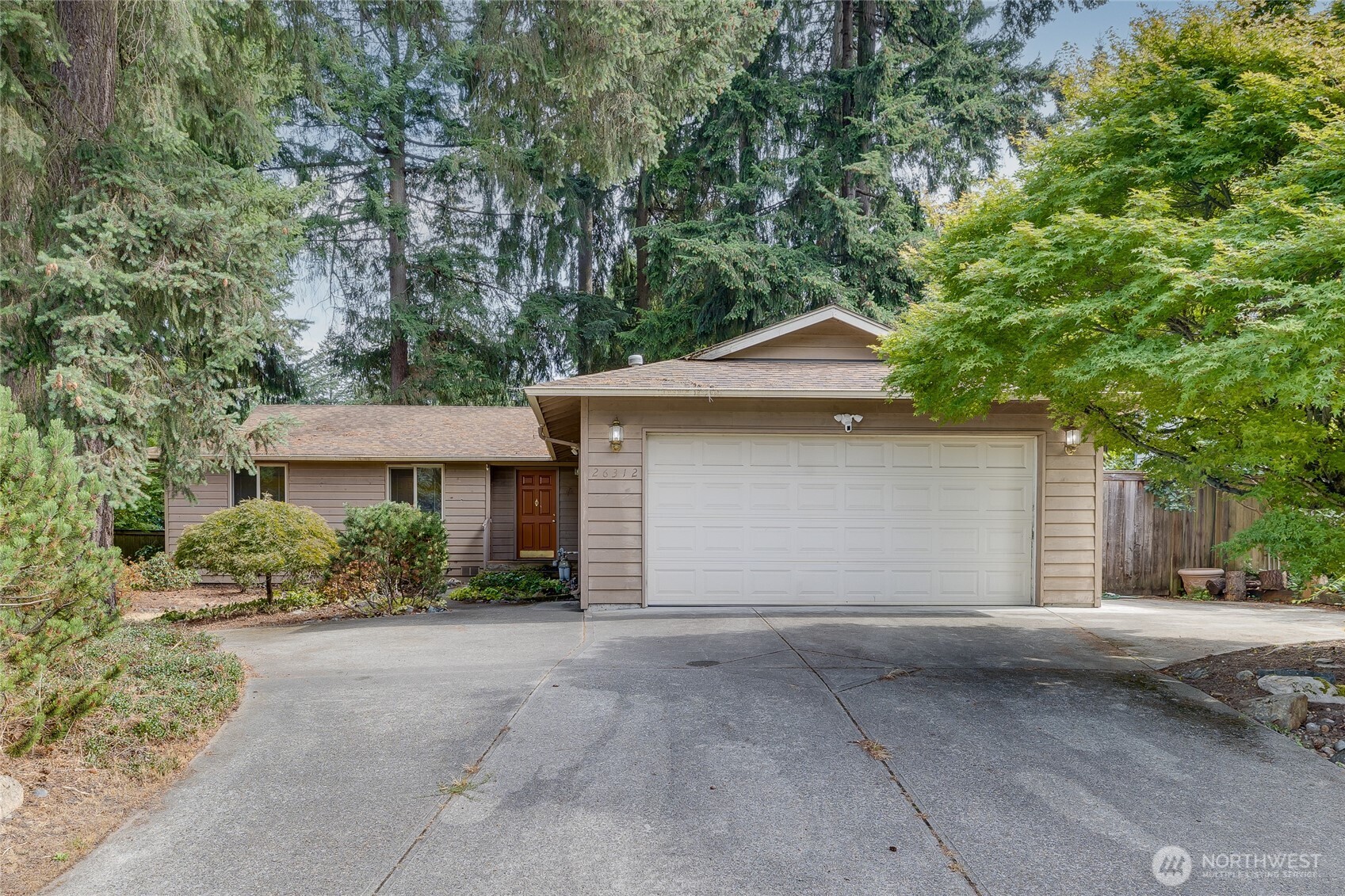 26312 Woodland Way Property Photo 1
