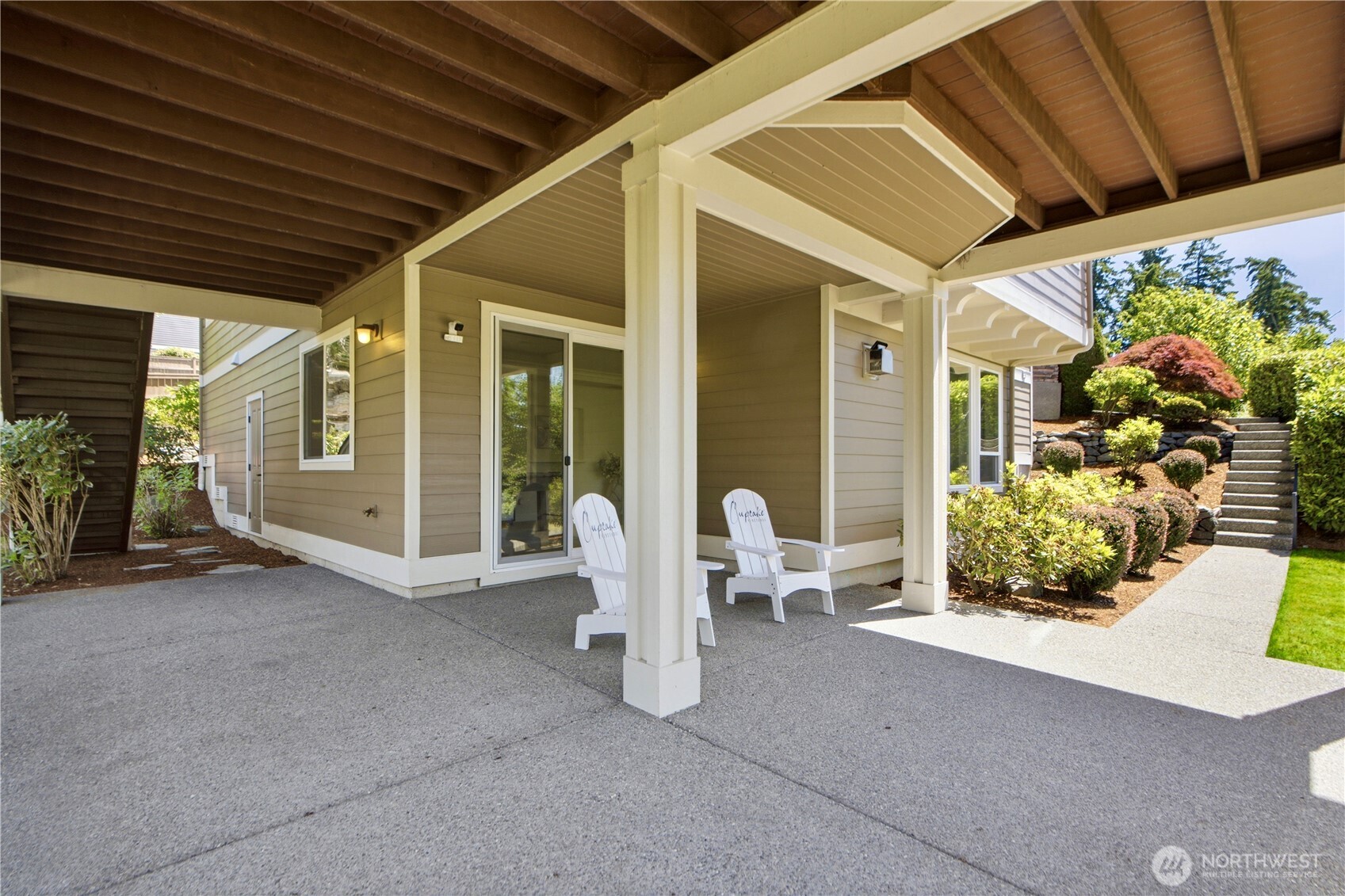 11022 Se 61st Place Property Photo 36