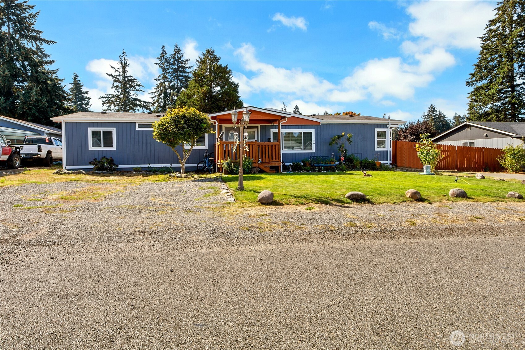 720 190th Street Property Photo 1