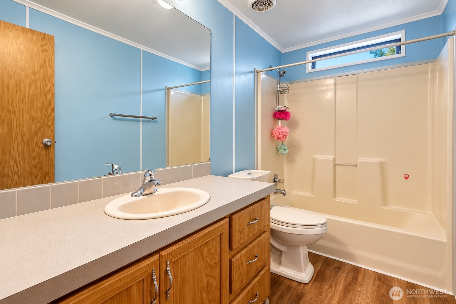 720 190th Street Property Photo 15