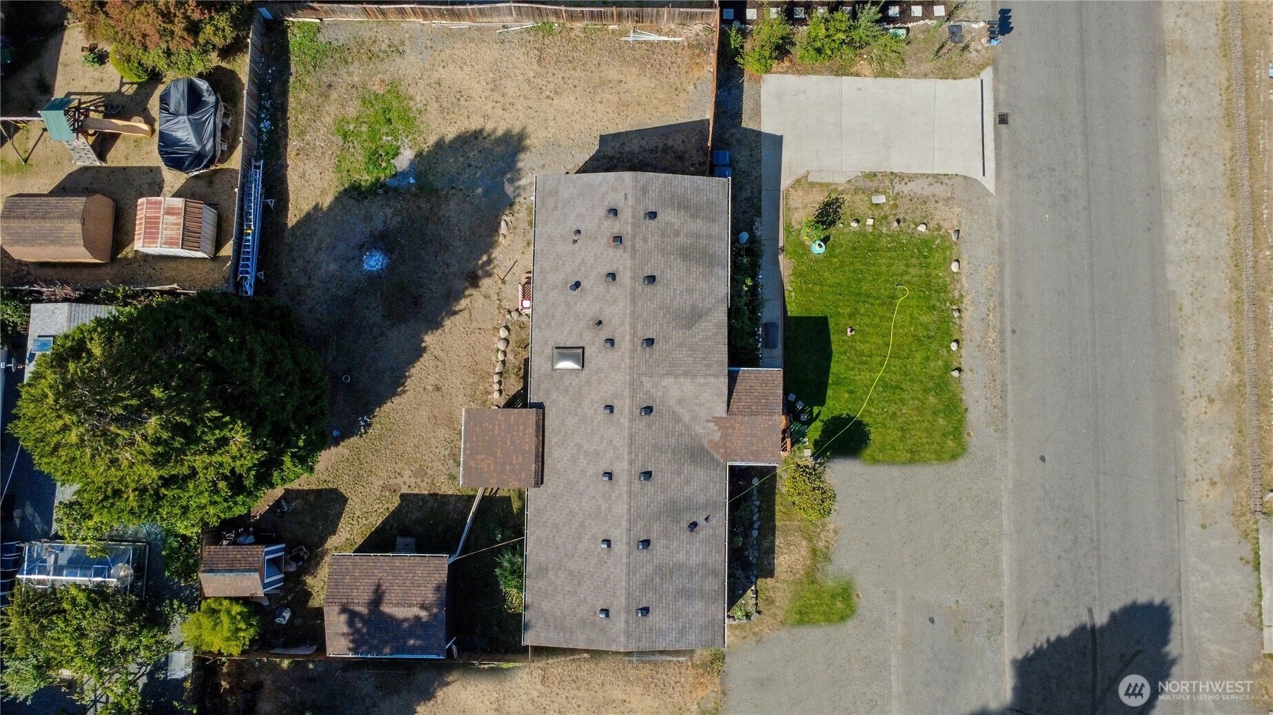 720 190th Street Property Photo 23
