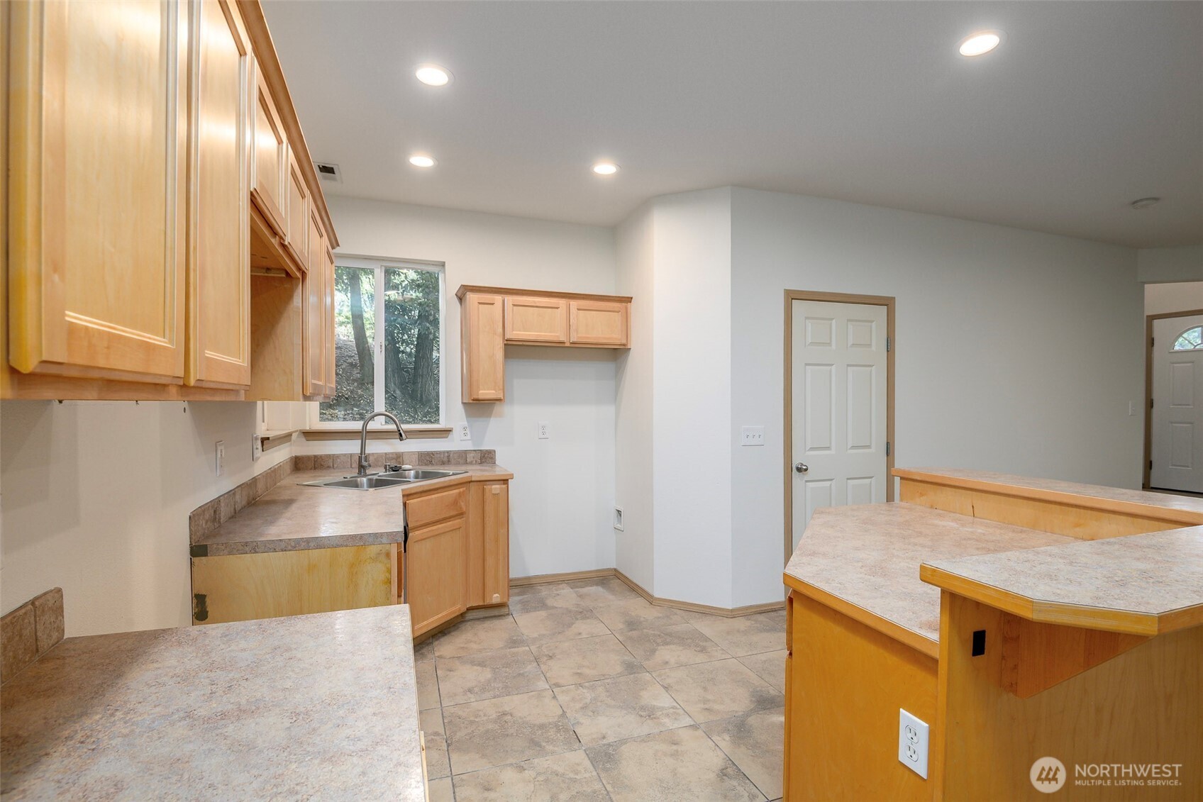 5115 46th Street Ct Property Photo 5