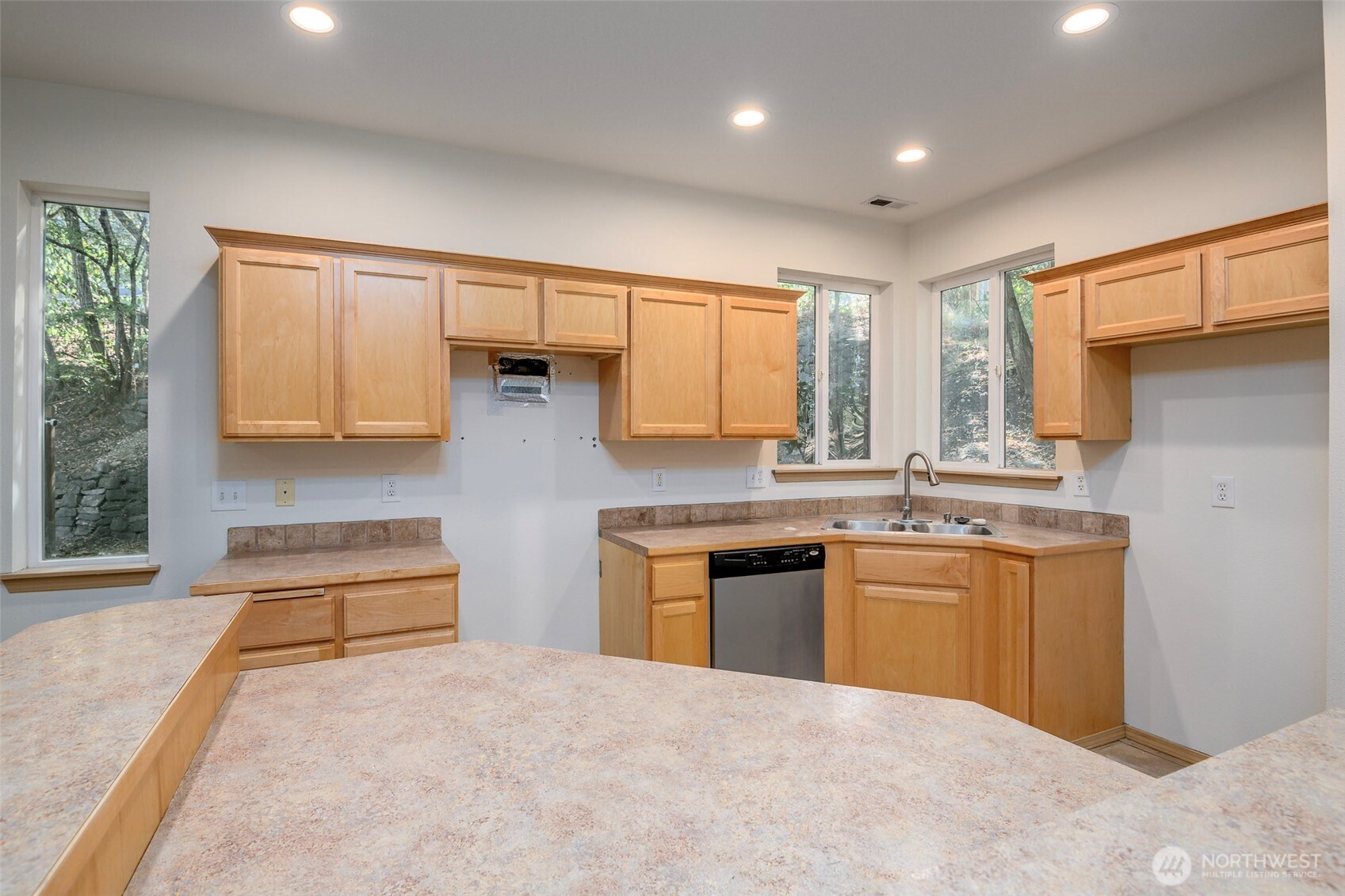 5115 46th Street Ct Property Photo 6