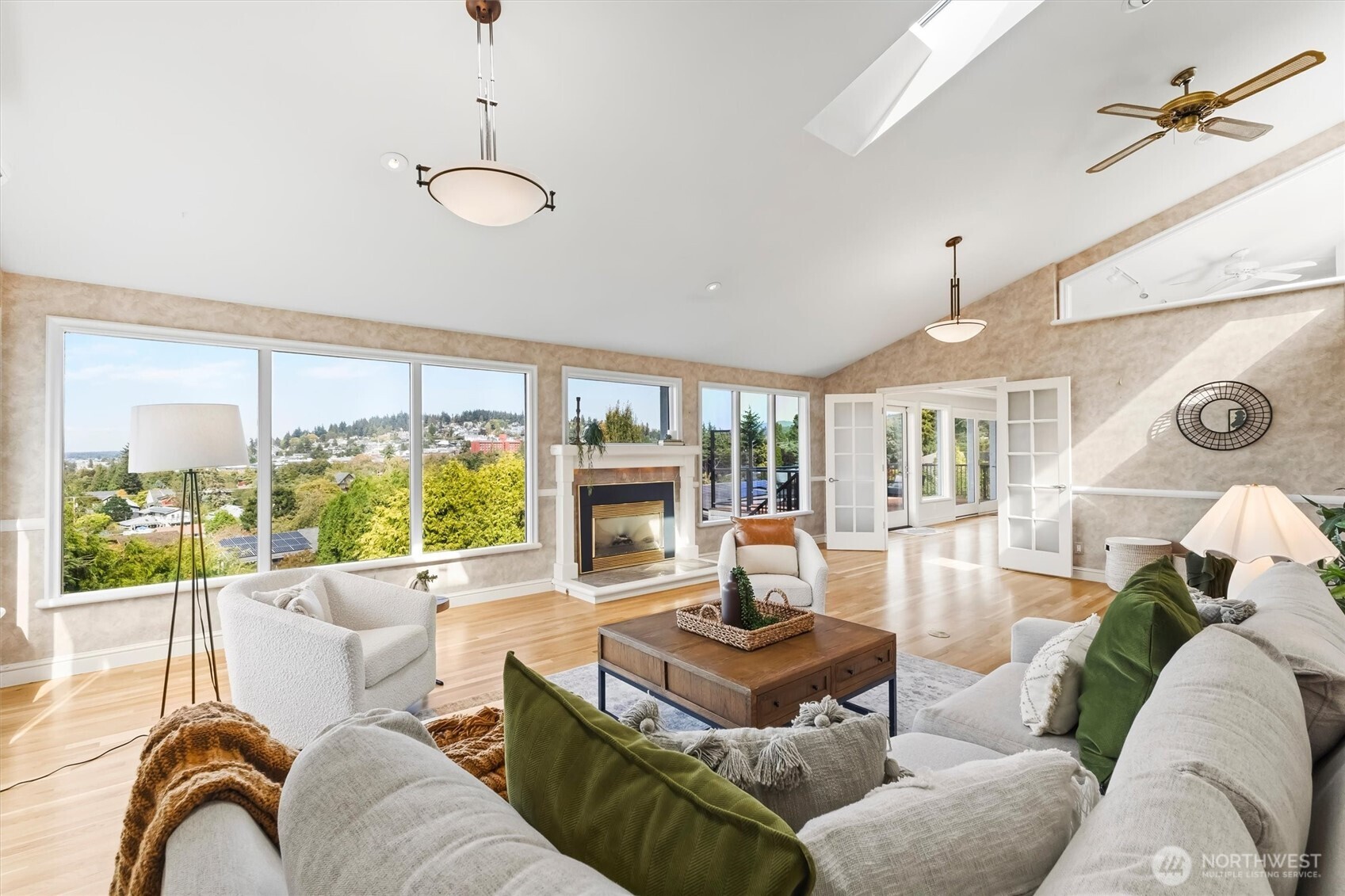209 Bayside Road Property Photo 8