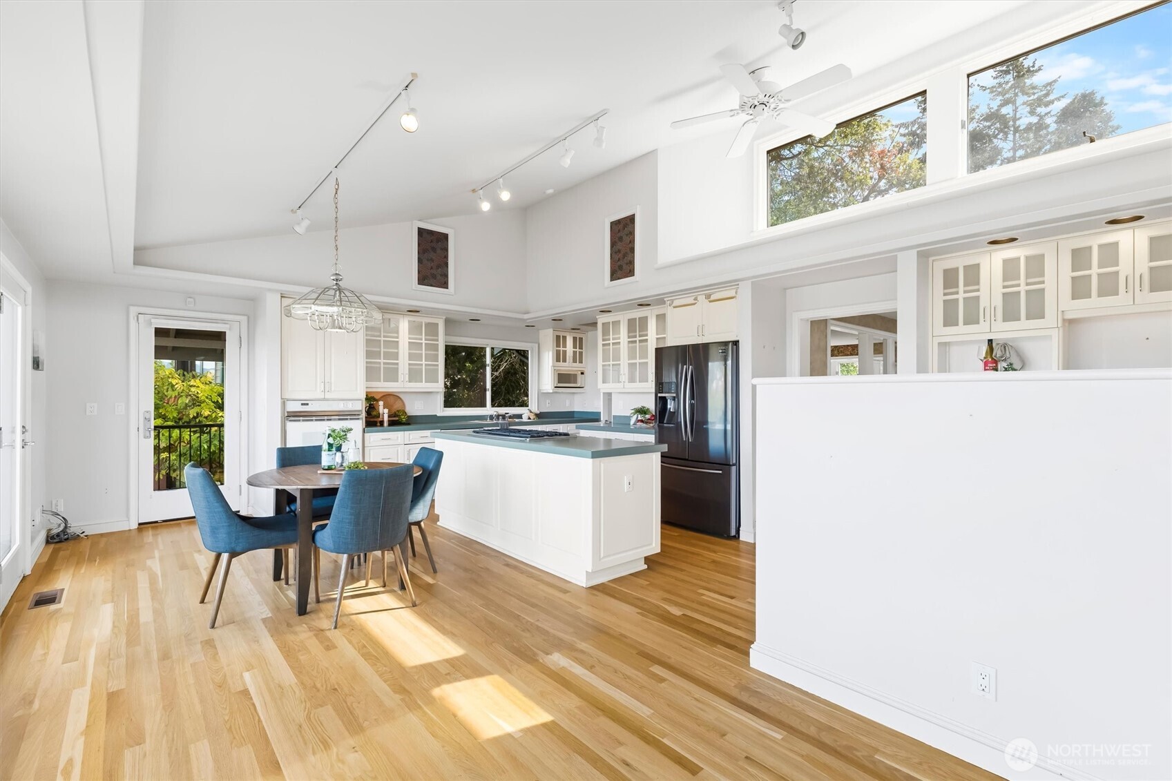 209 Bayside Road Property Photo 10