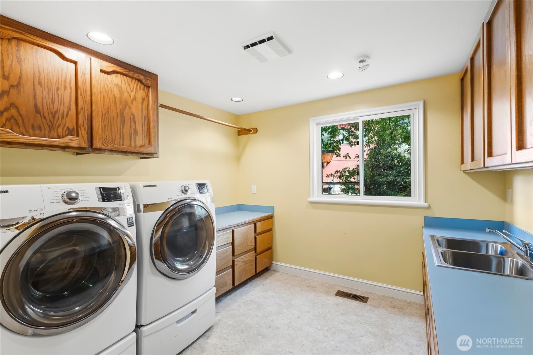 209 Bayside Road Property Photo 25