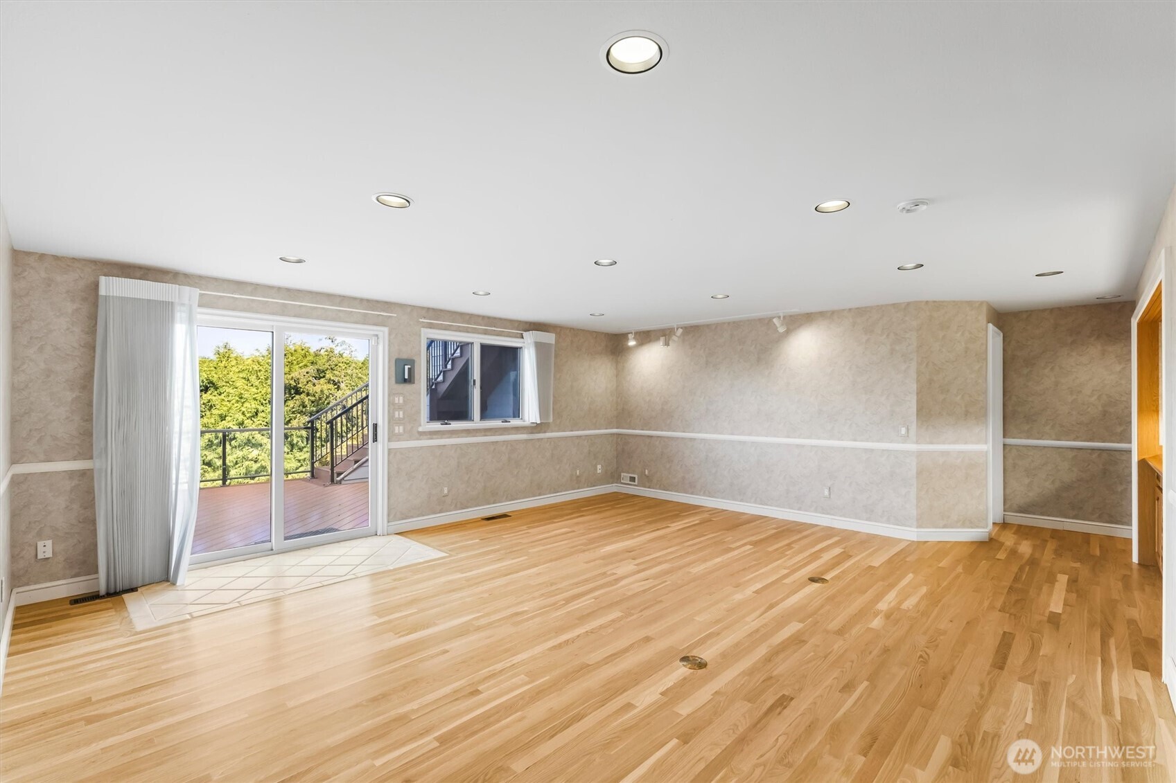209 Bayside Road Property Photo 26
