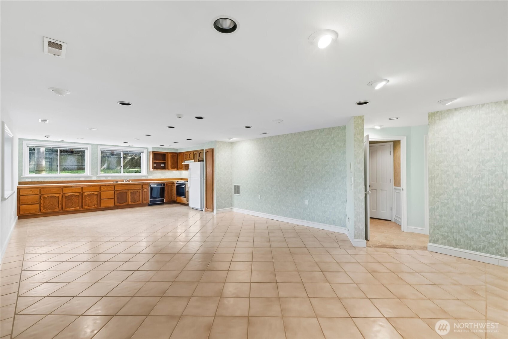 209 Bayside Road Property Photo 32
