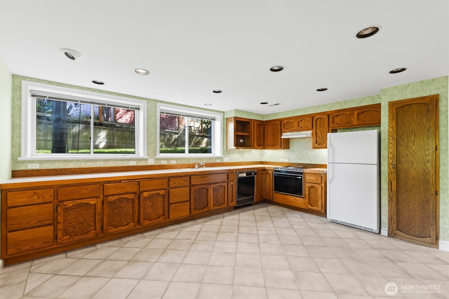 209 Bayside Road Property Photo 35