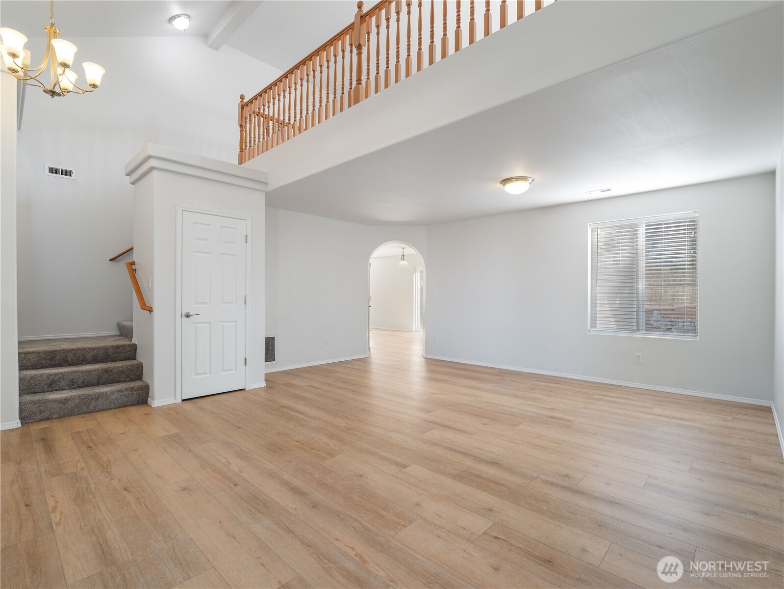 19413 77th Avenue Property Photo 9