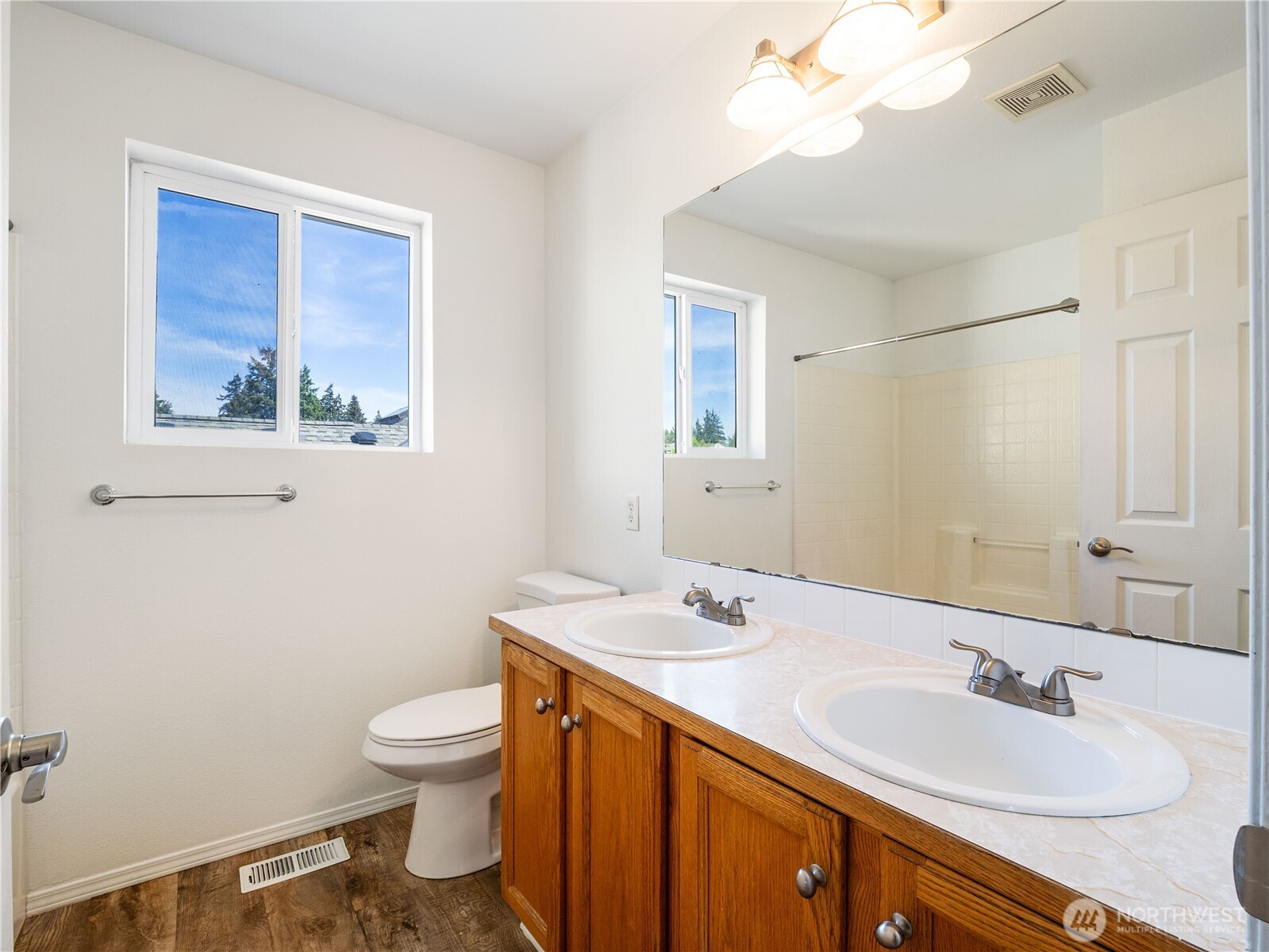 19413 77th Avenue Property Photo 25