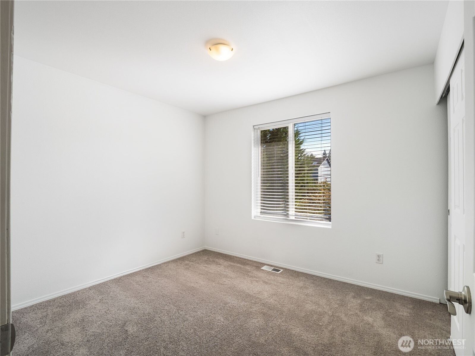 19413 77th Avenue Property Photo 27