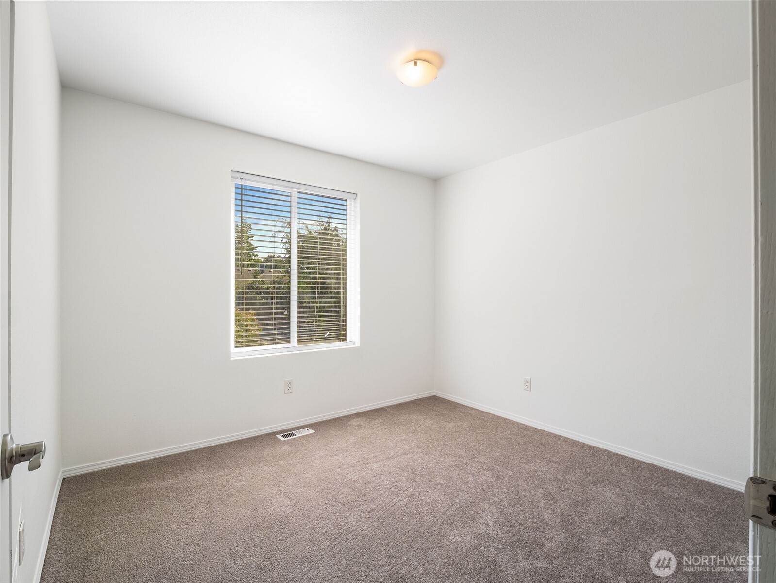19413 77th Avenue Property Photo 28