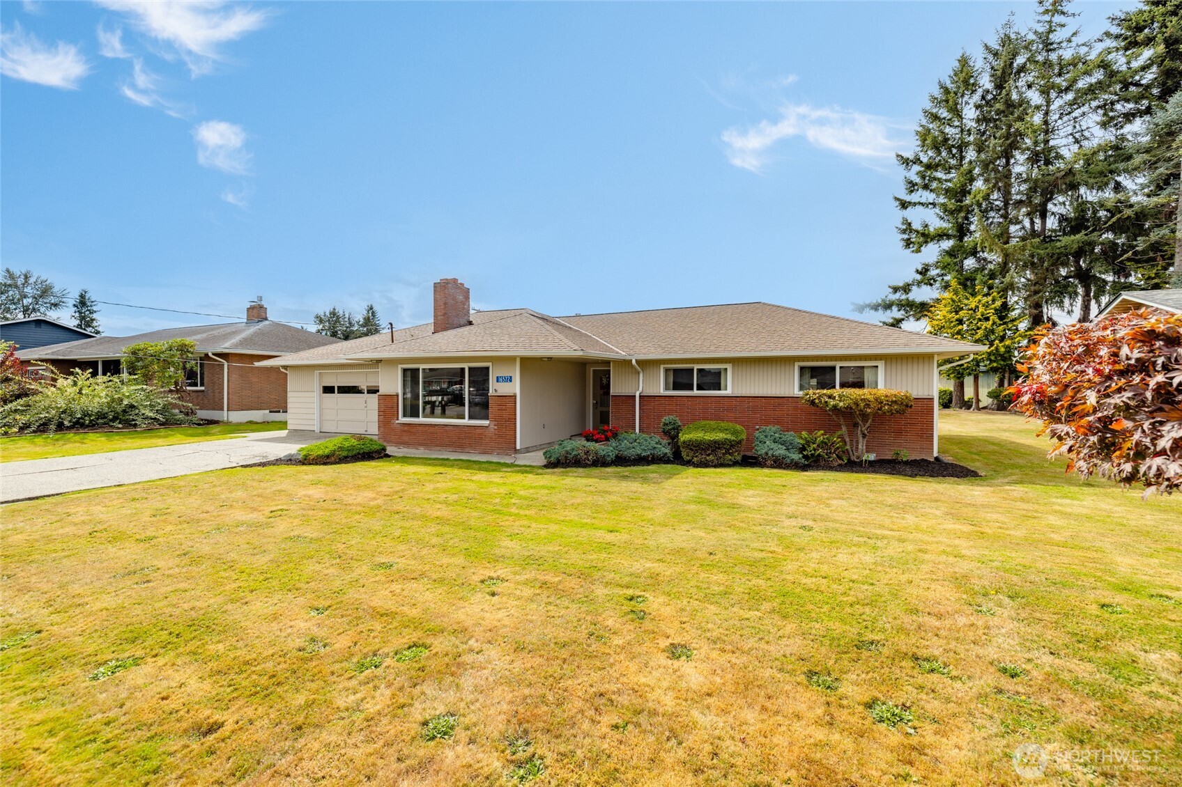 16572 S Wall Street Property Photo 2