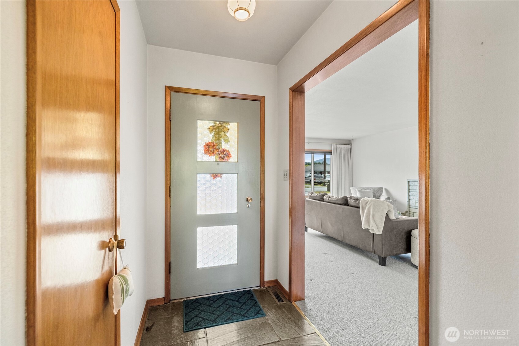 16572 S Wall Street Property Photo 5