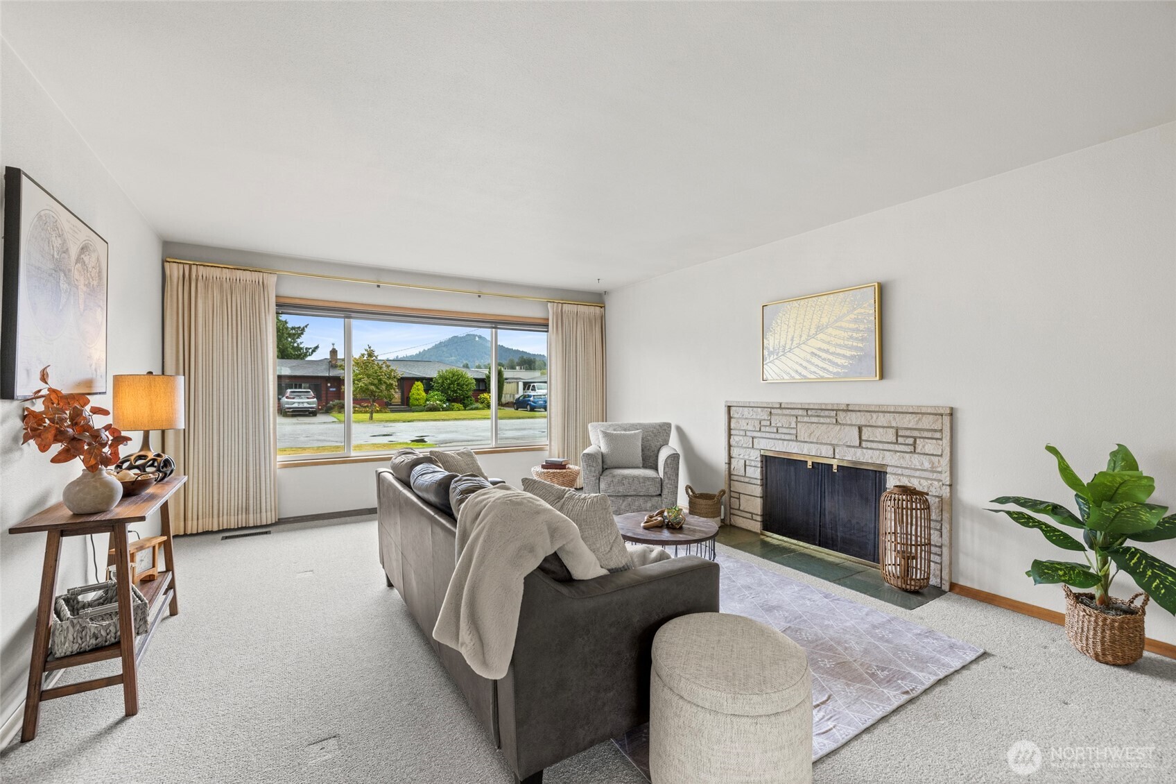 16572 S Wall Street Property Photo 6