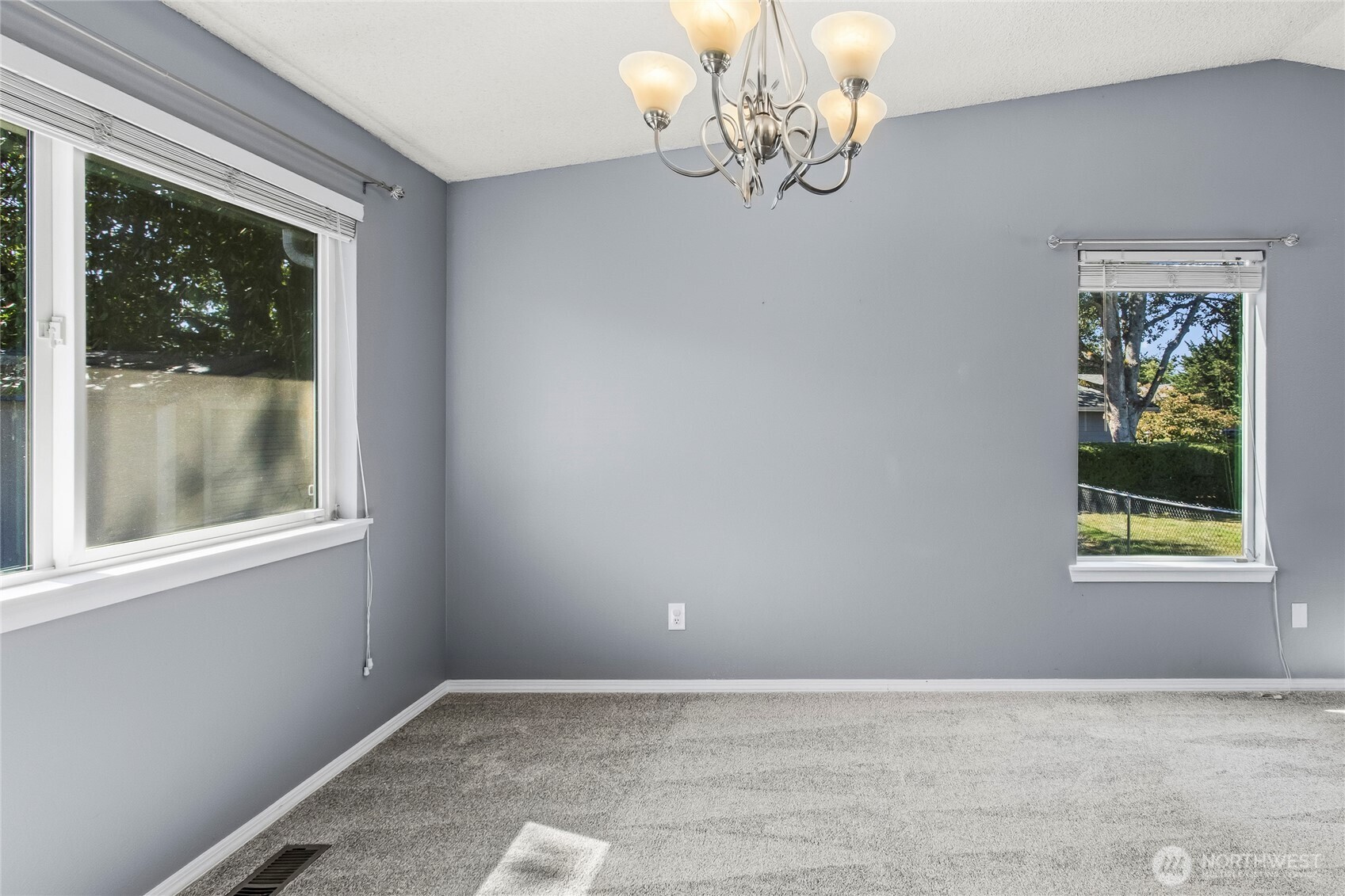 10116 100th Street Ct Property Photo 6