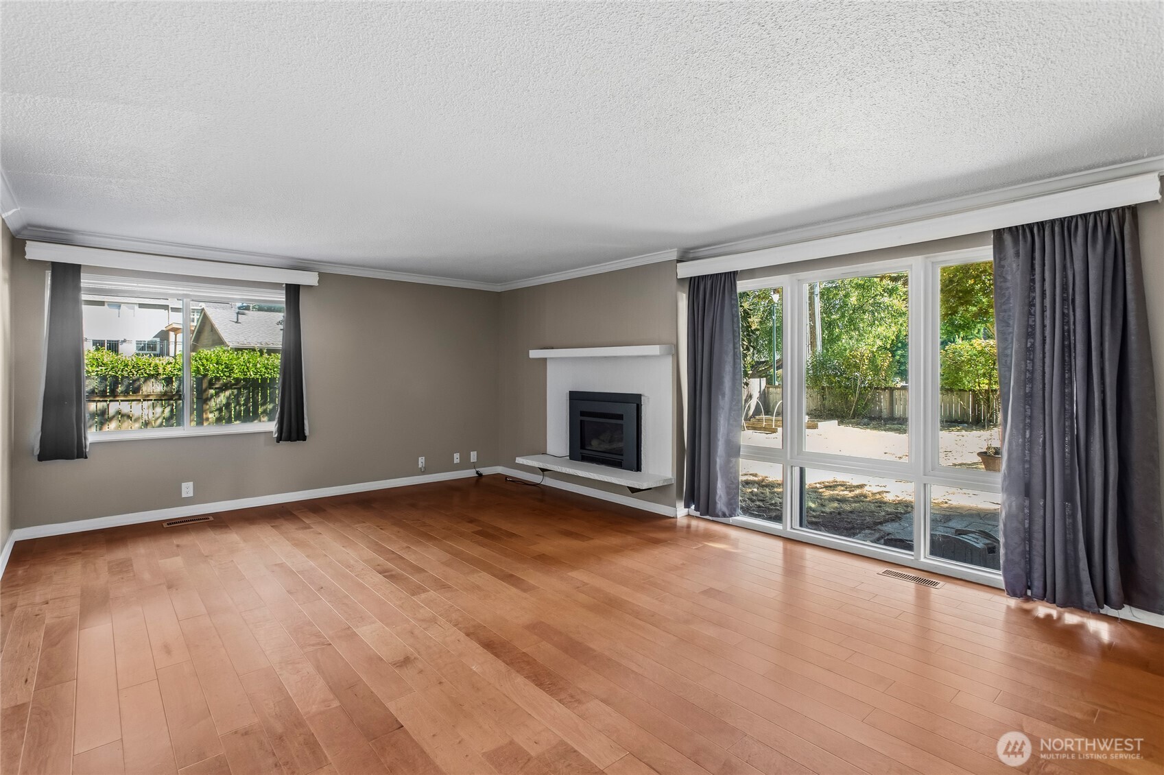 7211 44th Street Property Photo 6
