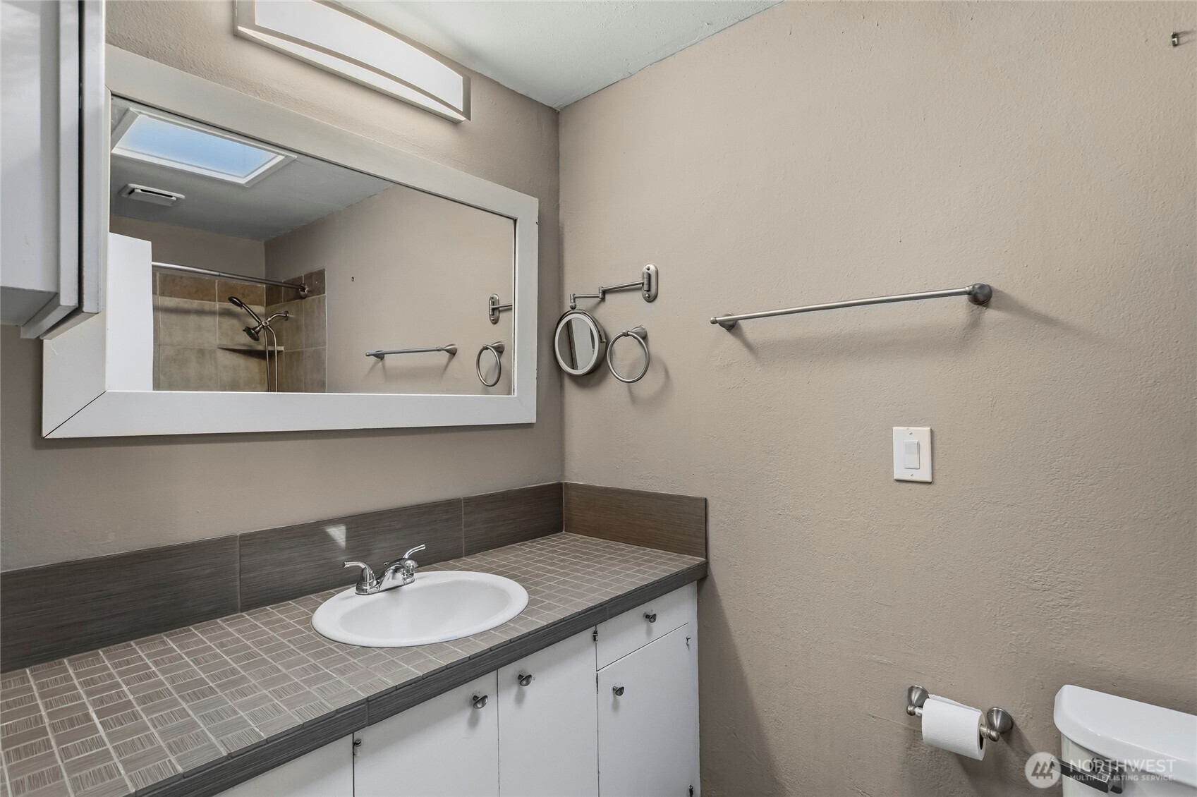 7211 44th Street Property Photo 15