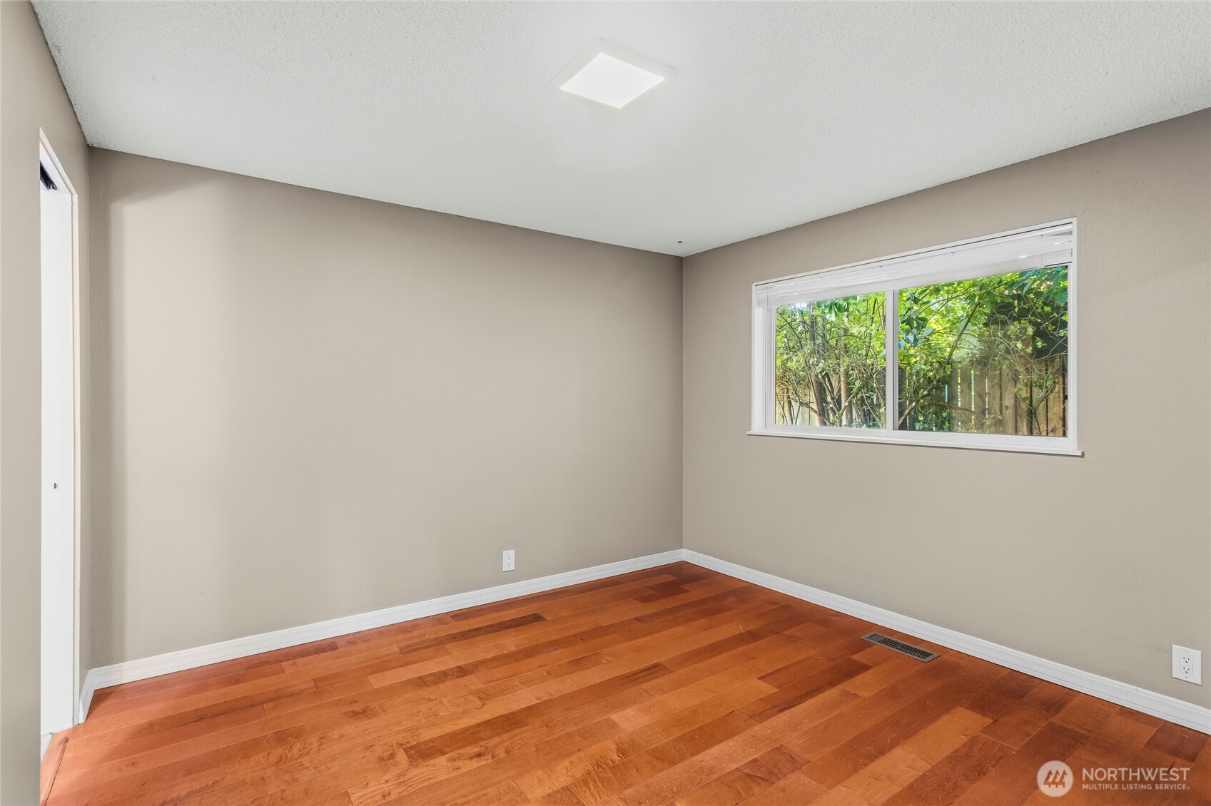 7211 44th Street Property Photo 19