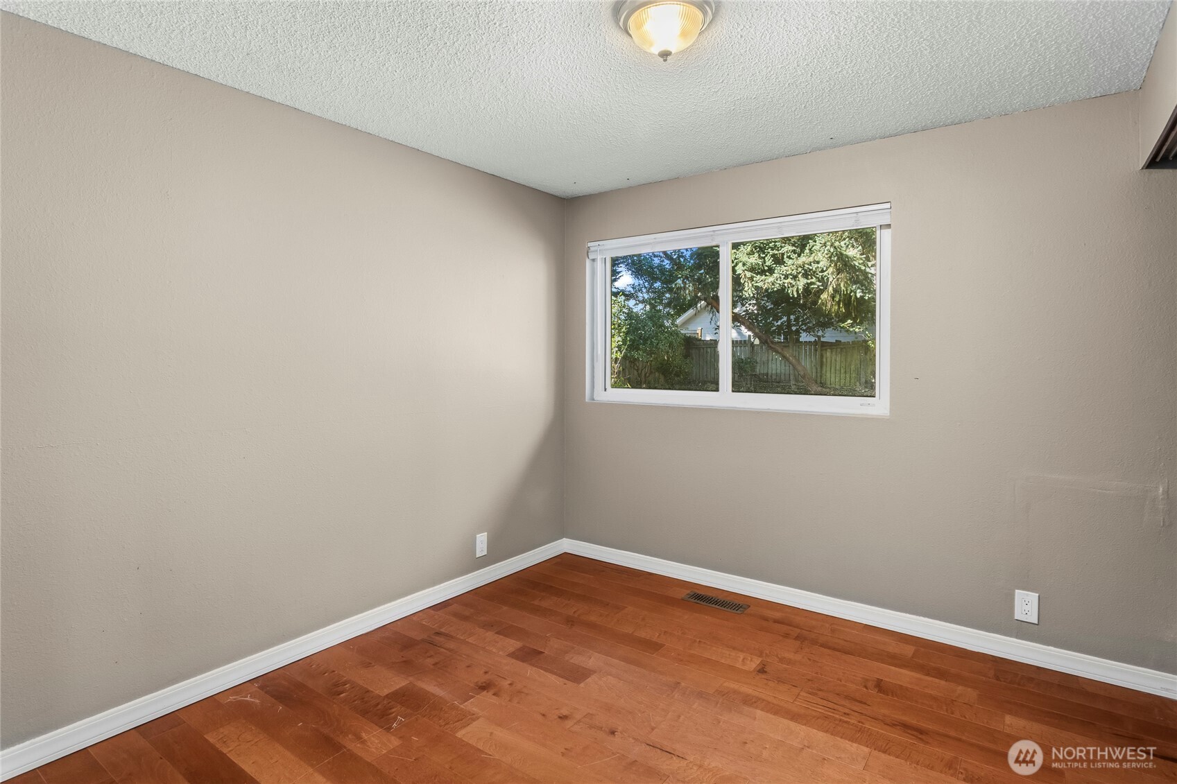 7211 44th Street Property Photo 23