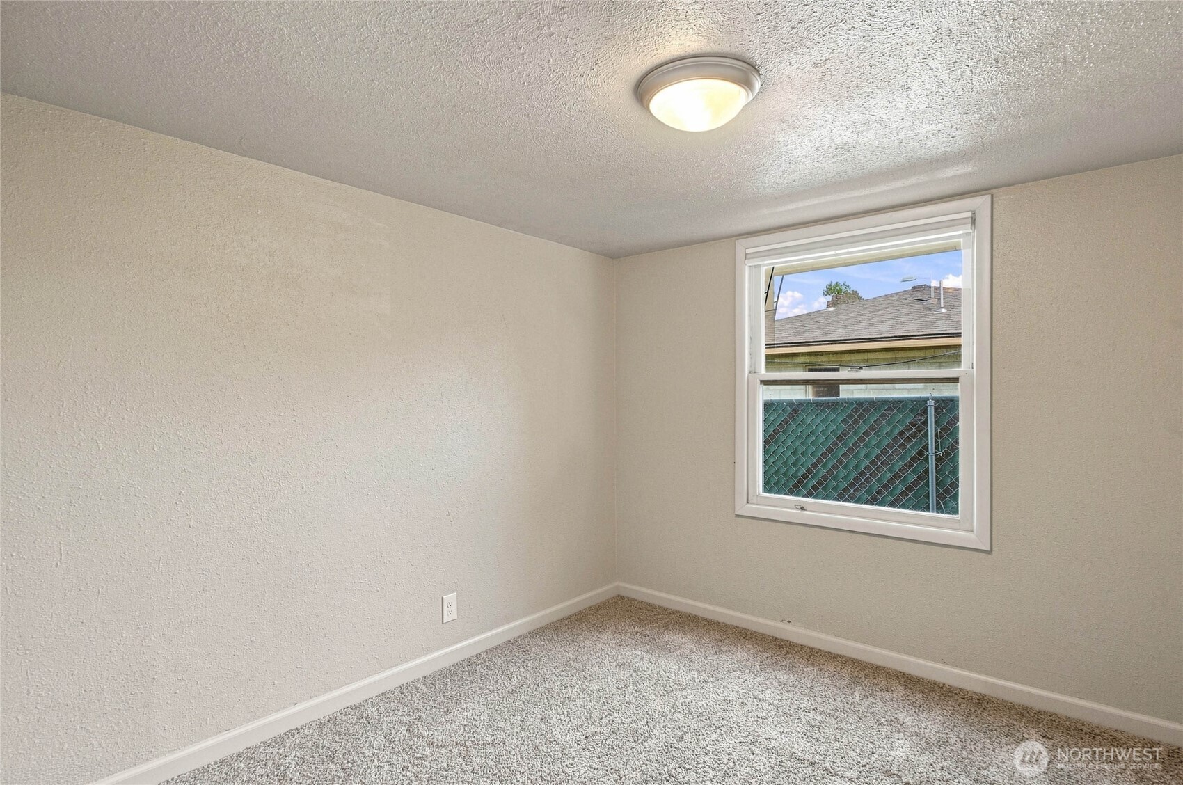 64 N James Avenue Property Photo 18