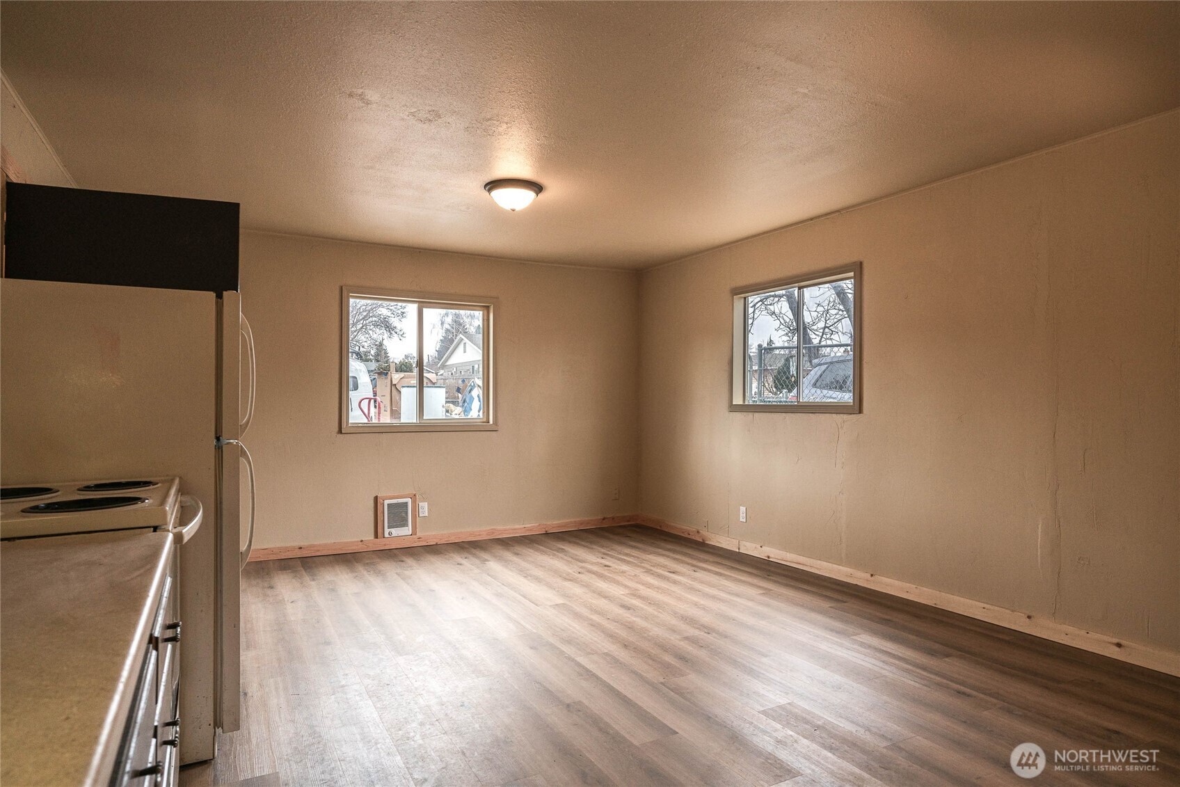 64 N James Avenue Property Photo 29