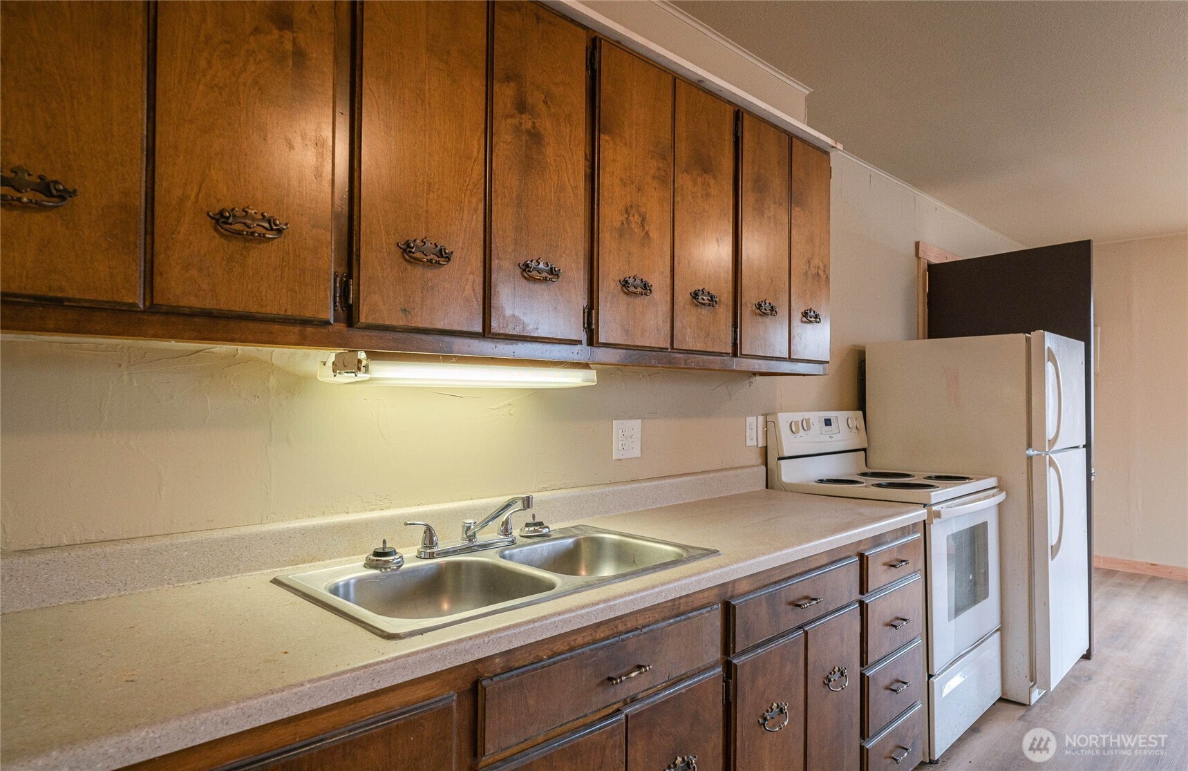 64 N James Avenue Property Photo 30