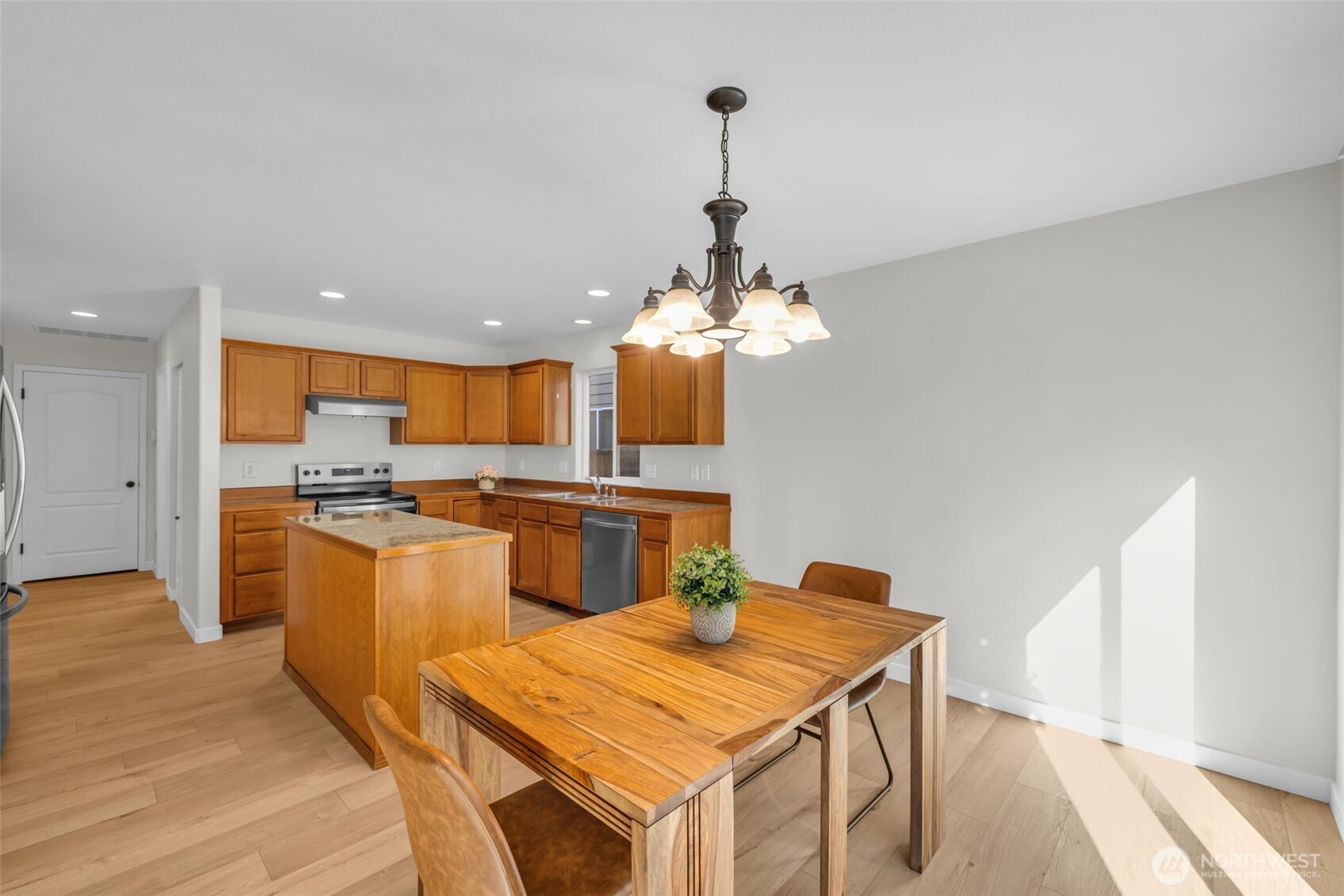 126 197th Street Property Photo 10