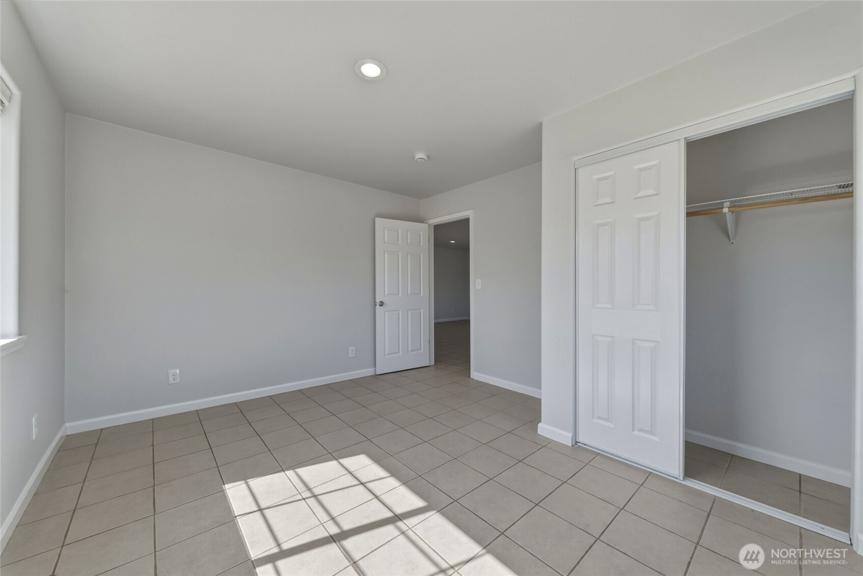 424 S 7th Avenue Property Photo 12