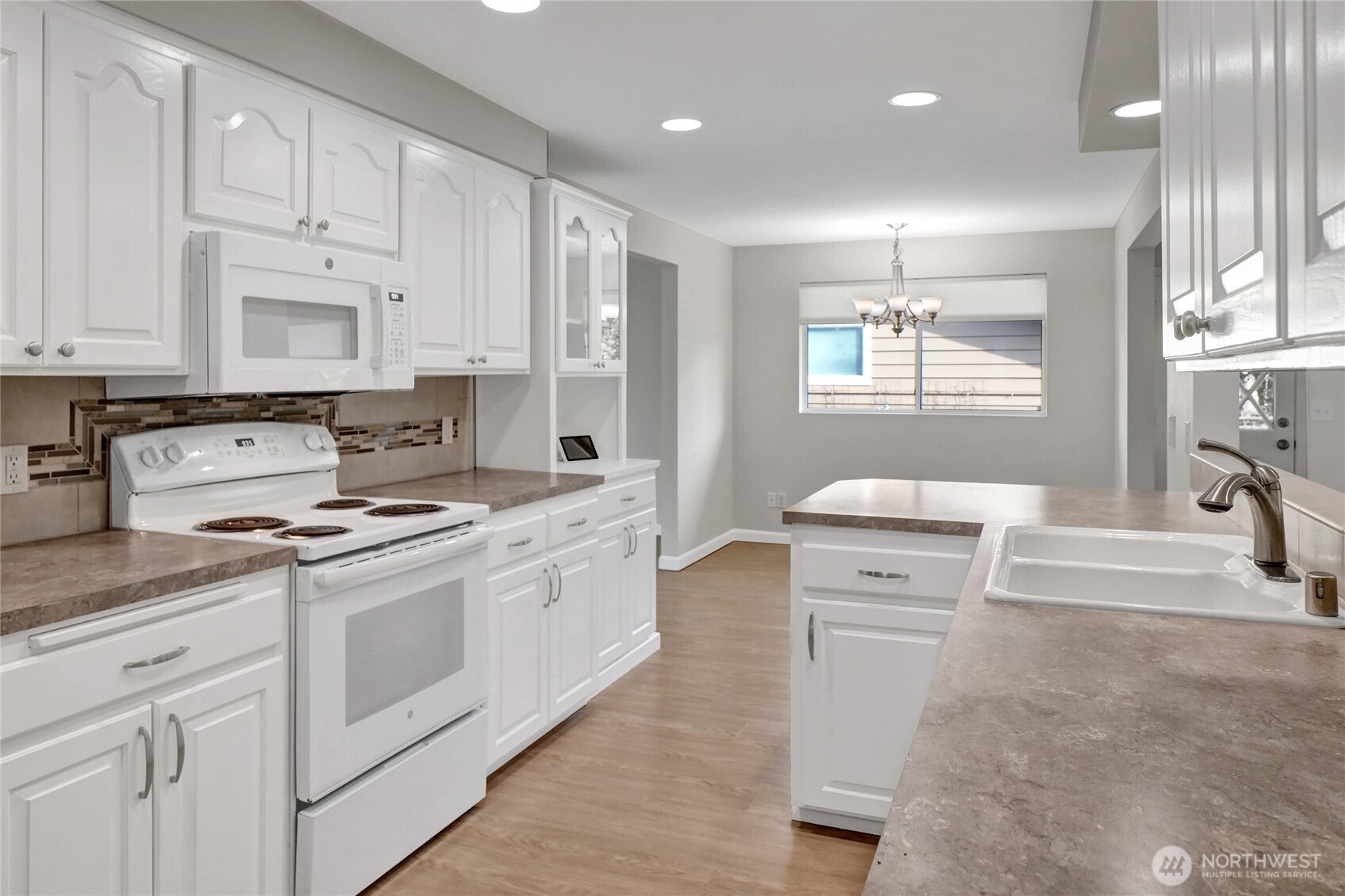 4625 92nd Street Property Photo 16