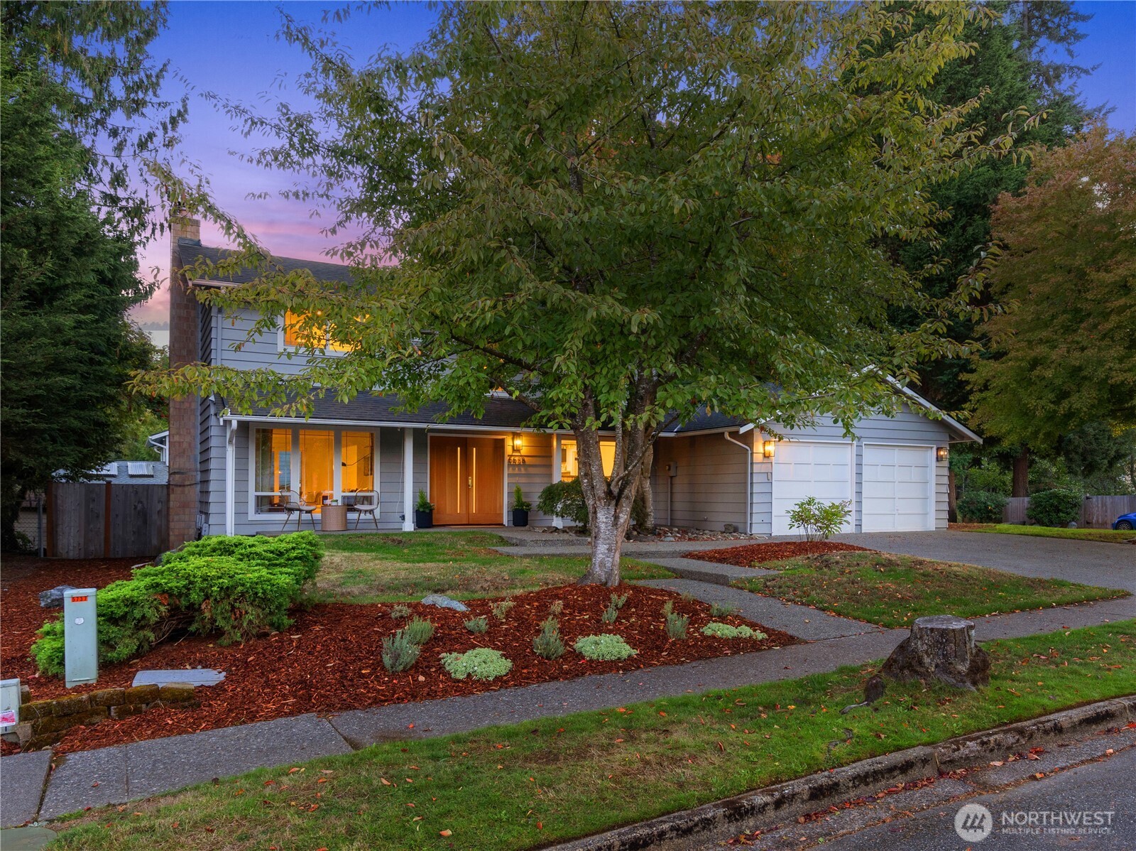 5528 173rd Place Property Photo 1