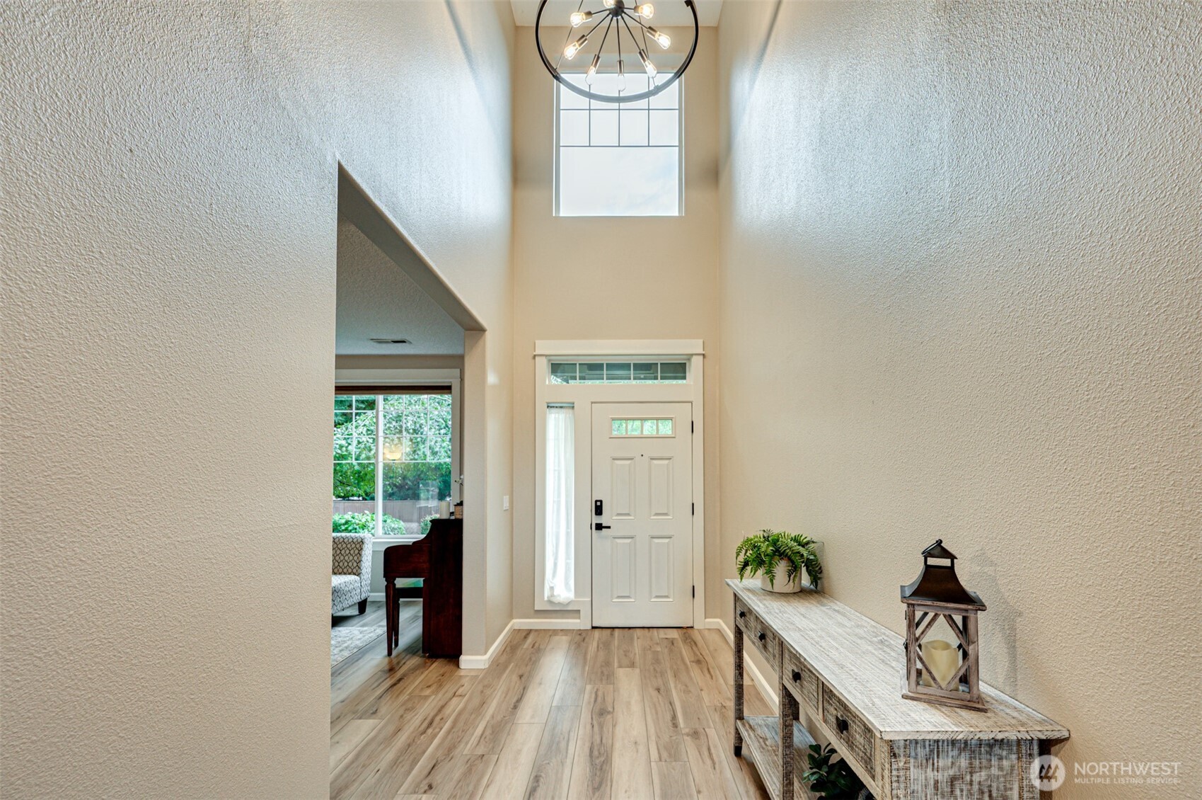 300 Thistle Court Property Photo 12