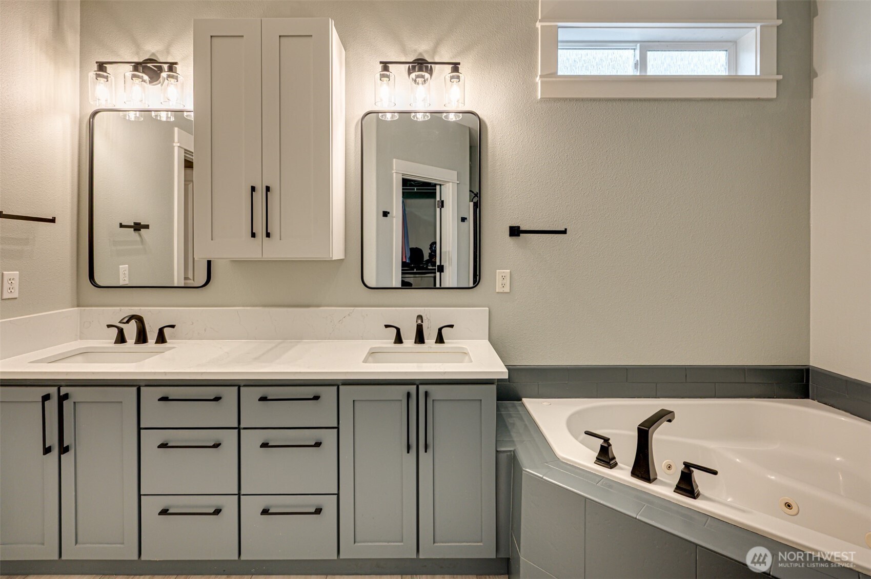 300 Thistle Court Property Photo 20