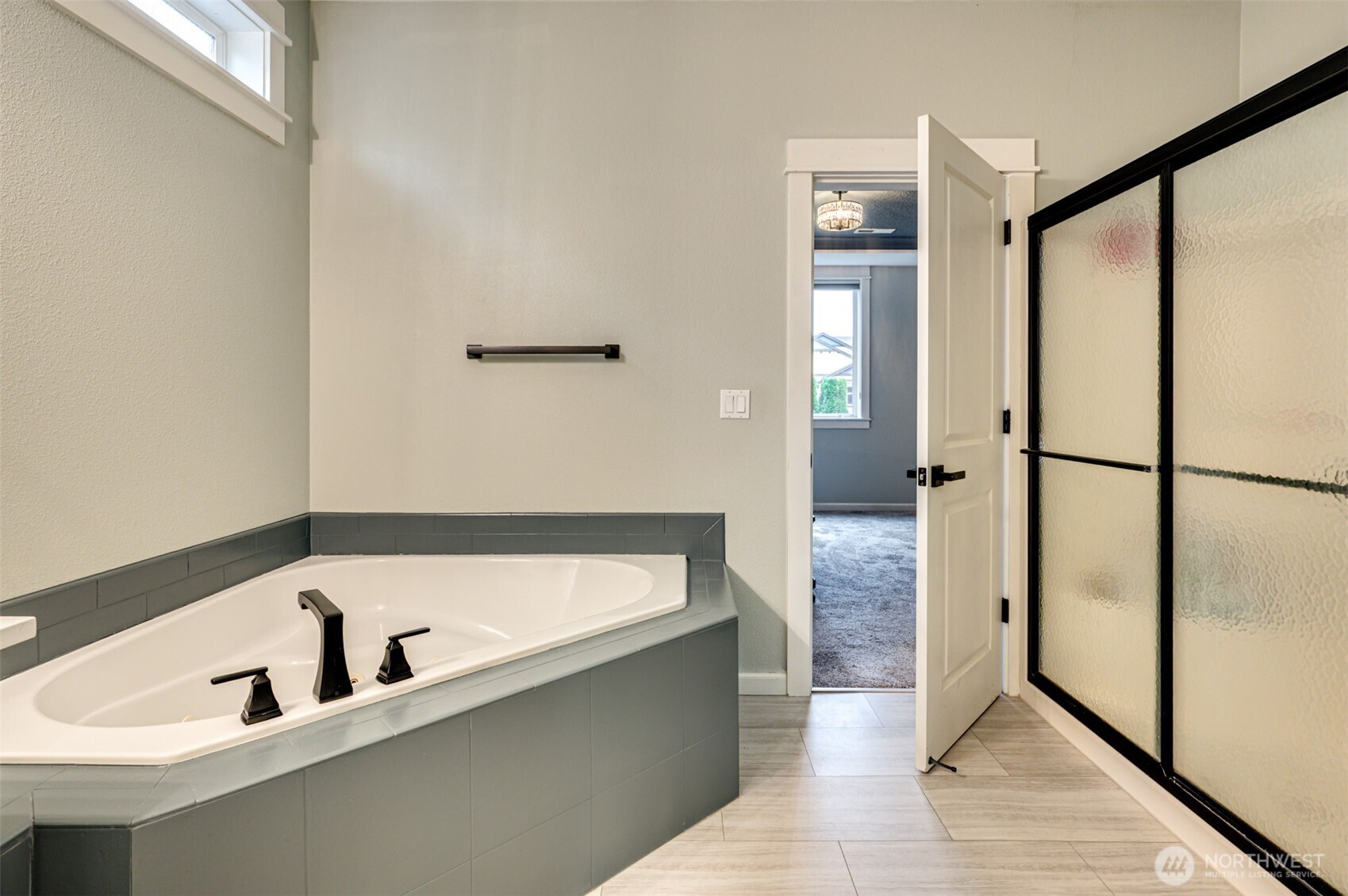 300 Thistle Court Property Photo 21